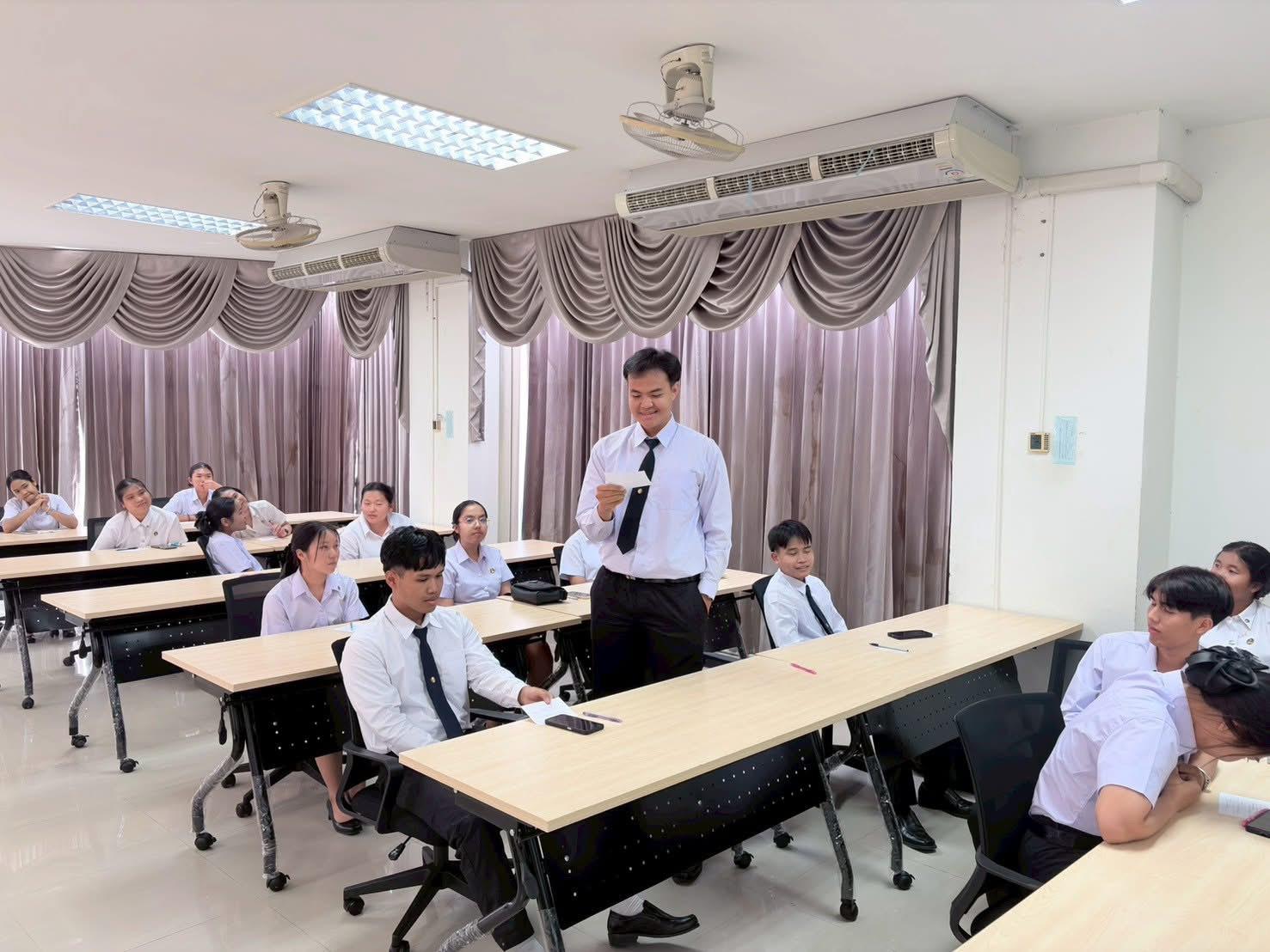4. กิจกรรมพบนักศึกษาใหม่ ชั้นปีที่ 1 ประจำปีการศึกษา 2569