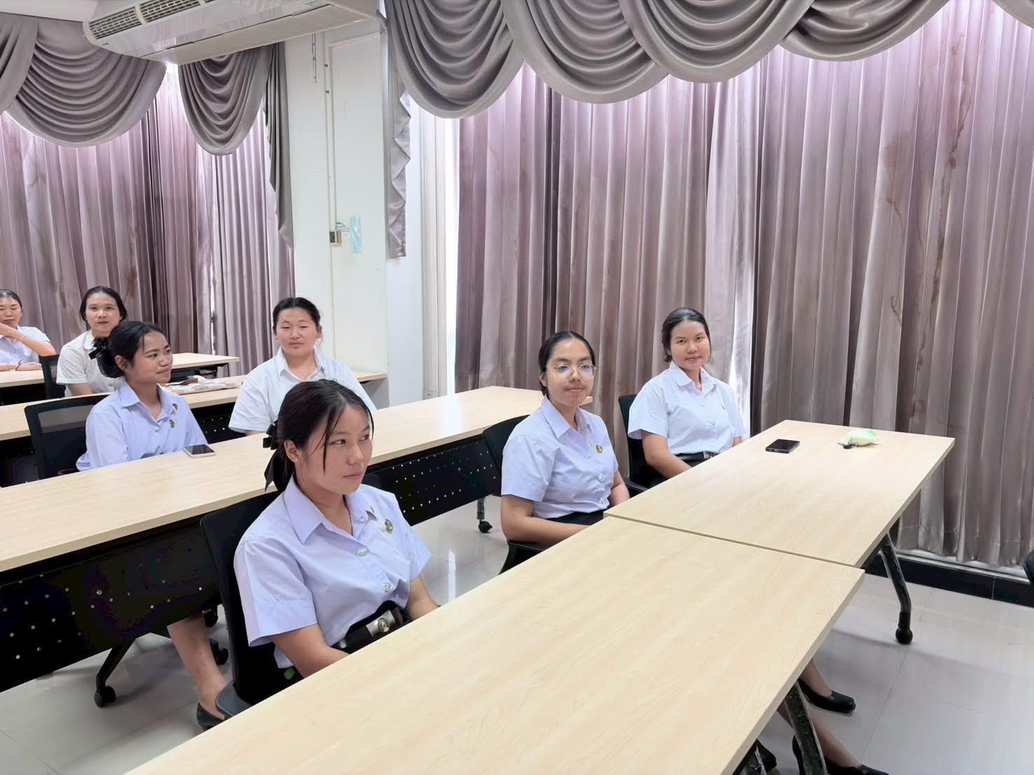 13. กิจกรรมพบนักศึกษาใหม่ ชั้นปีที่ 1 ประจำปีการศึกษา 2569