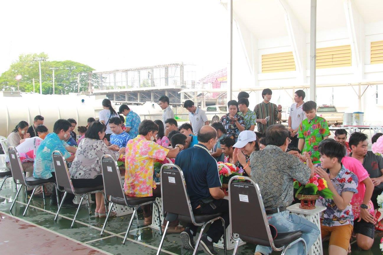 5. วันสงกรานต์โปรแกรมวิชาพลศึกษา คณะครุศาสตร์ วันที่ 20 เมษายน 2559