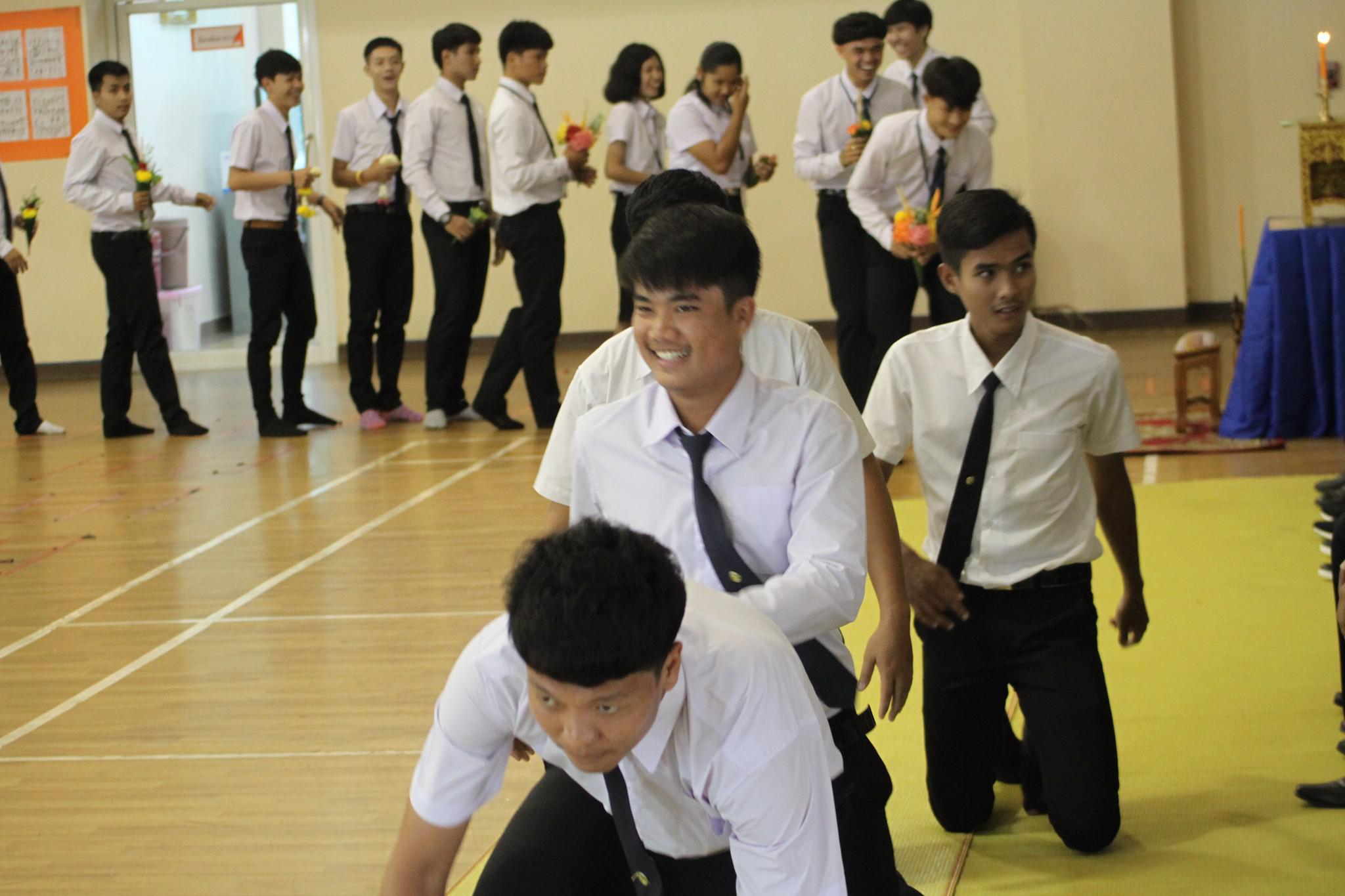 8. กิจกรรมไหว้ครูโปรแกรมวิชาพลศึกษา คณะครุศาสตร์ วันที่ 12 กรกฎาคม พ.ศ.2560