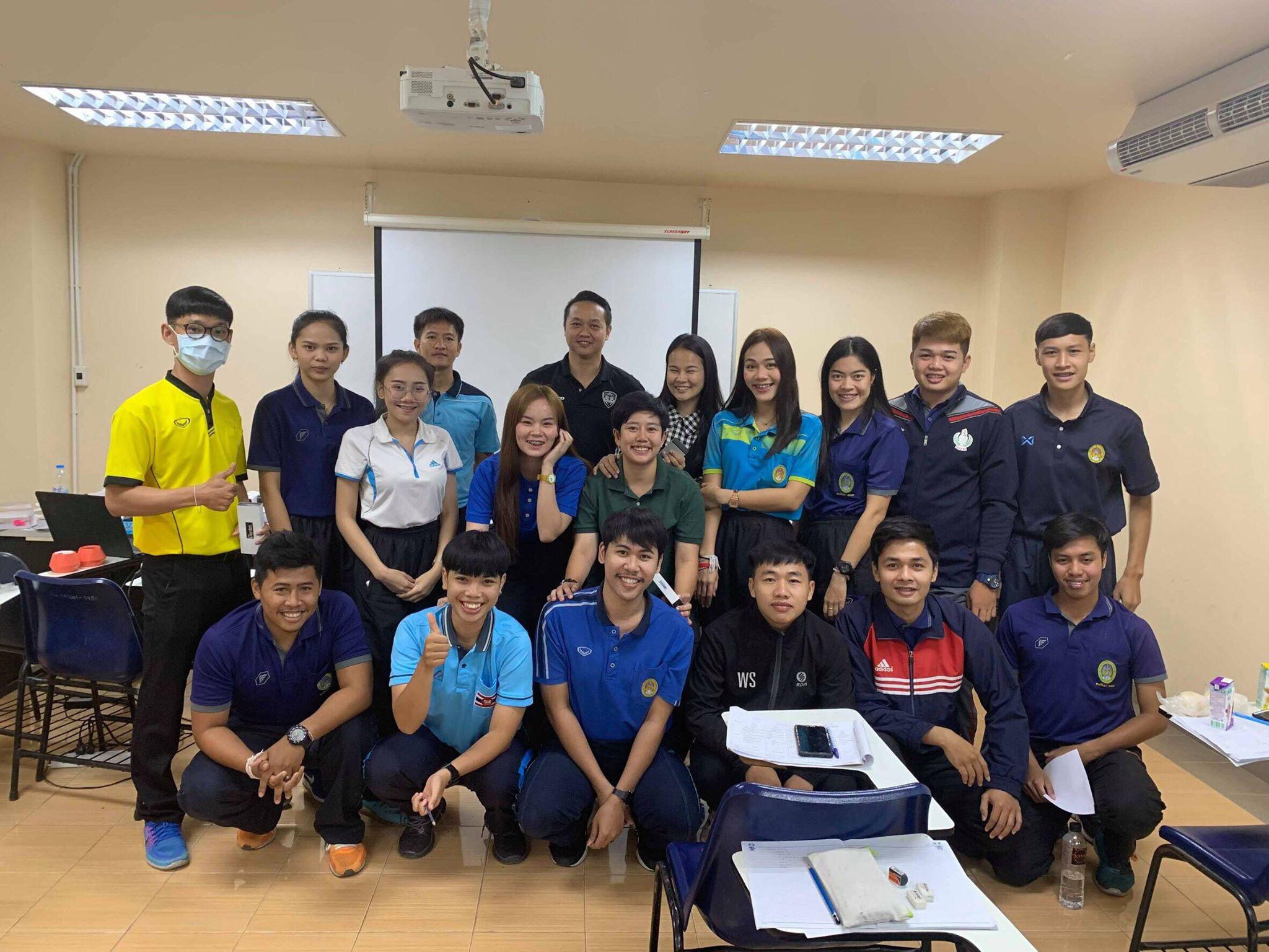 3. โครงการเตรียมความพร้อมในการสอบบรรจุเข้ารับราชการ ตำแหน่งครูผู้ช่วย ของนักศึกษาชั้นปีที่ 5 โปรแกรมวิชาพลศึกษา ในวันที่ 6  เมษายน 2562