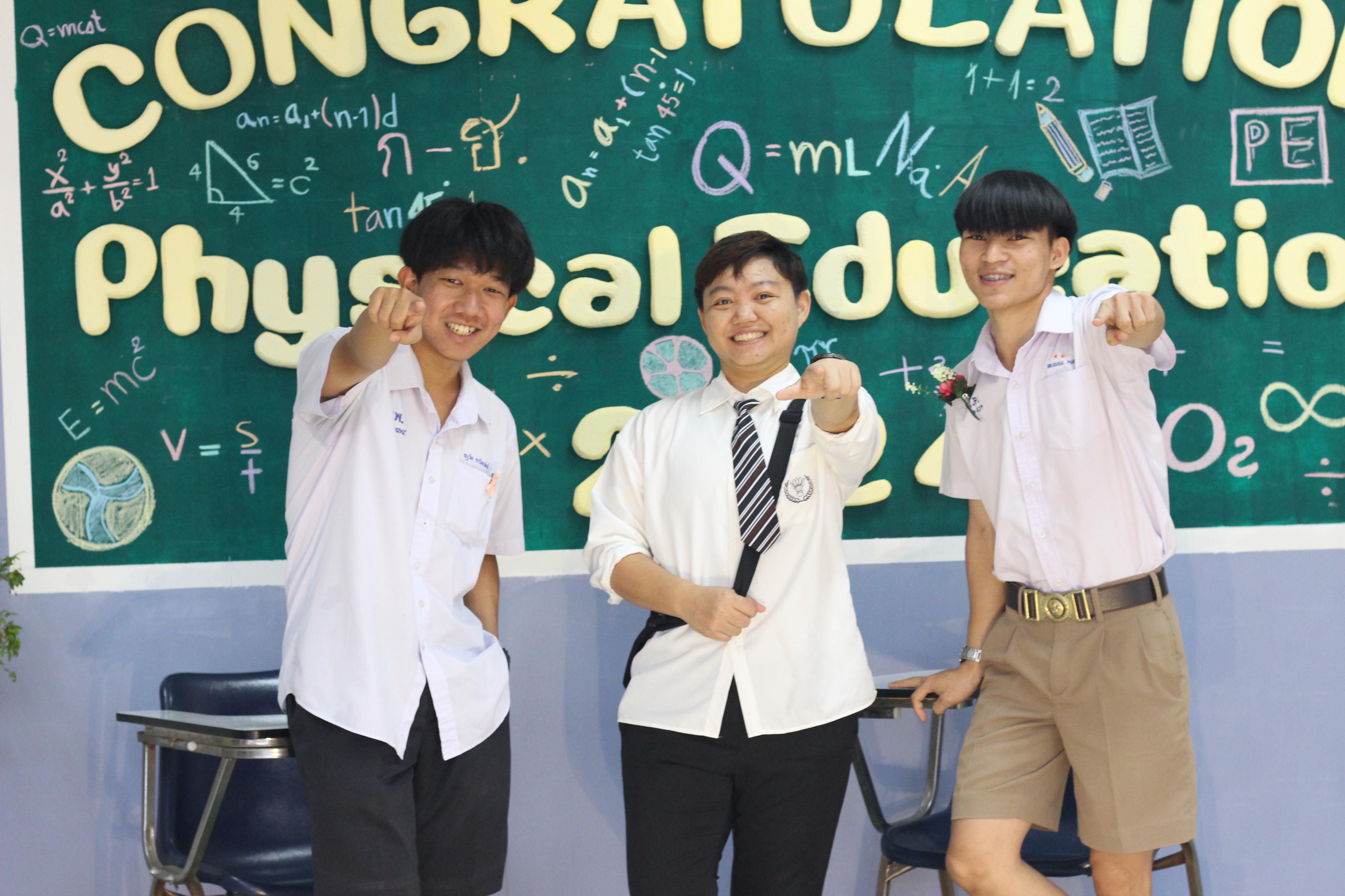238. วันที่ 17 มีนาคม 2567 ที่ผ่านมา โปรแกรมวิชาพลศึกษา ได้จัดกิจกรรมแสดงความยินดีกับนักศึกษา ชั้นปีที่ 4 (รหัส 63) 
