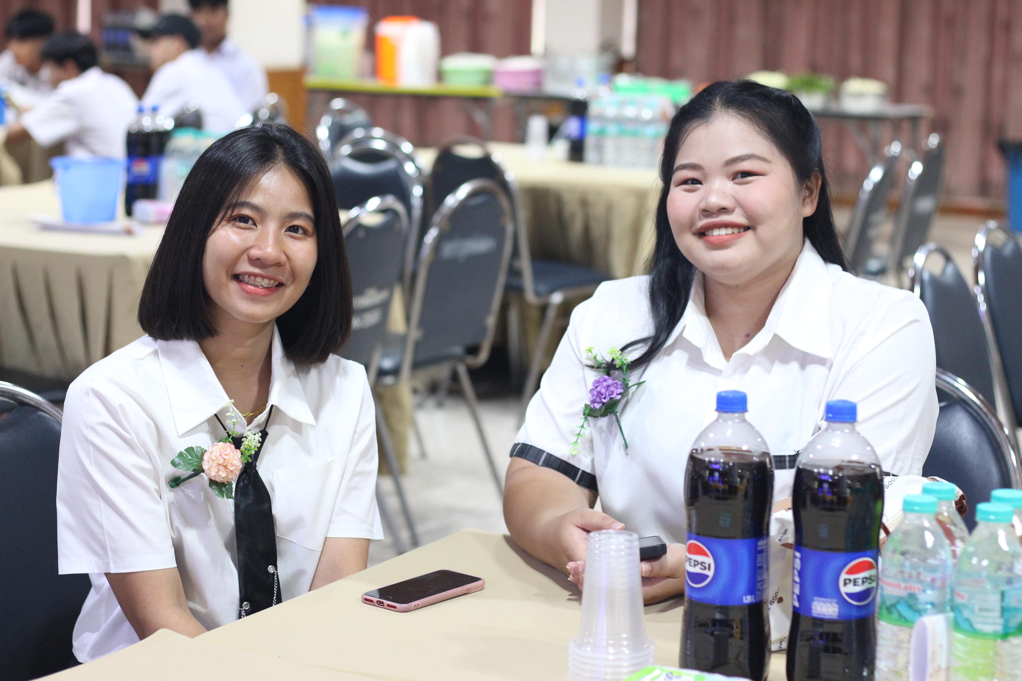 326. วันที่ 17 มีนาคม 2567 ที่ผ่านมา โปรแกรมวิชาพลศึกษา ได้จัดกิจกรรมแสดงความยินดีกับนักศึกษา ชั้นปีที่ 4 (รหัส 63) 