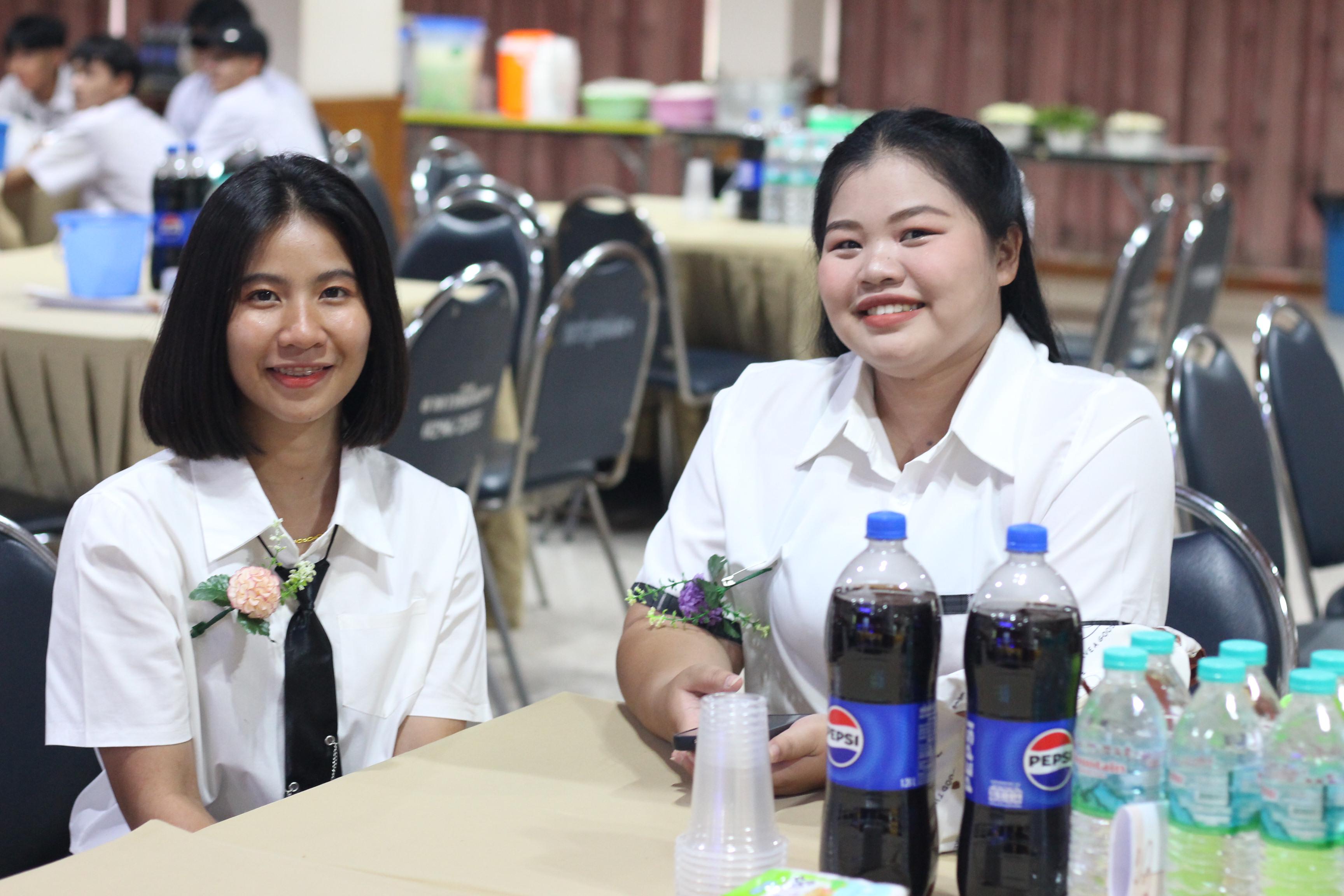 333. วันที่ 17 มีนาคม 2567 ที่ผ่านมา โปรแกรมวิชาพลศึกษา ได้จัดกิจกรรมแสดงความยินดีกับนักศึกษา ชั้นปีที่ 4 (รหัส 63) 