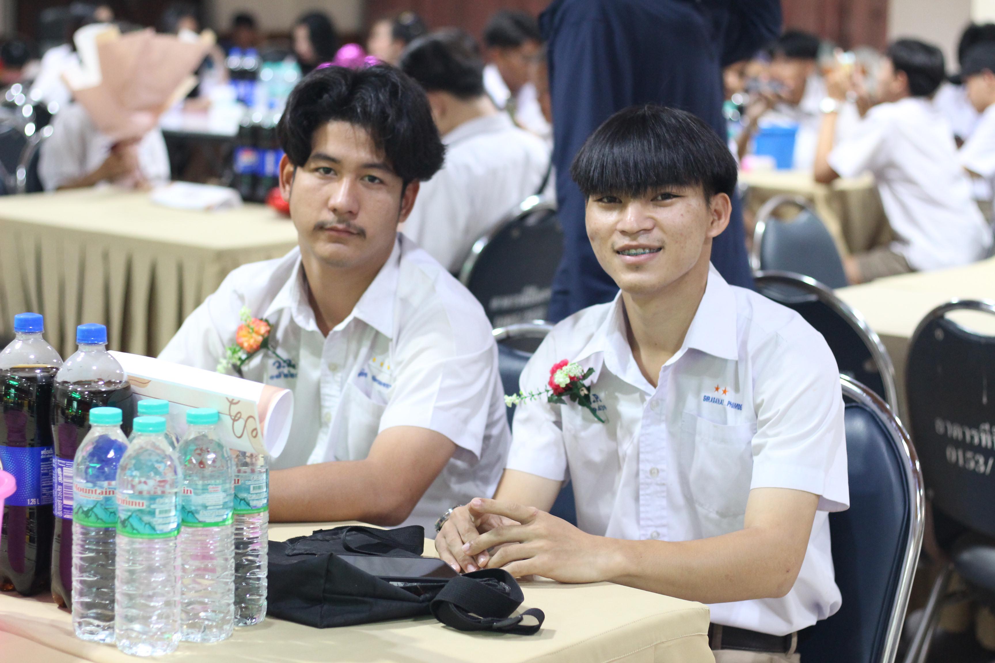 339. วันที่ 17 มีนาคม 2567 ที่ผ่านมา โปรแกรมวิชาพลศึกษา ได้จัดกิจกรรมแสดงความยินดีกับนักศึกษา ชั้นปีที่ 4 (รหัส 63) 