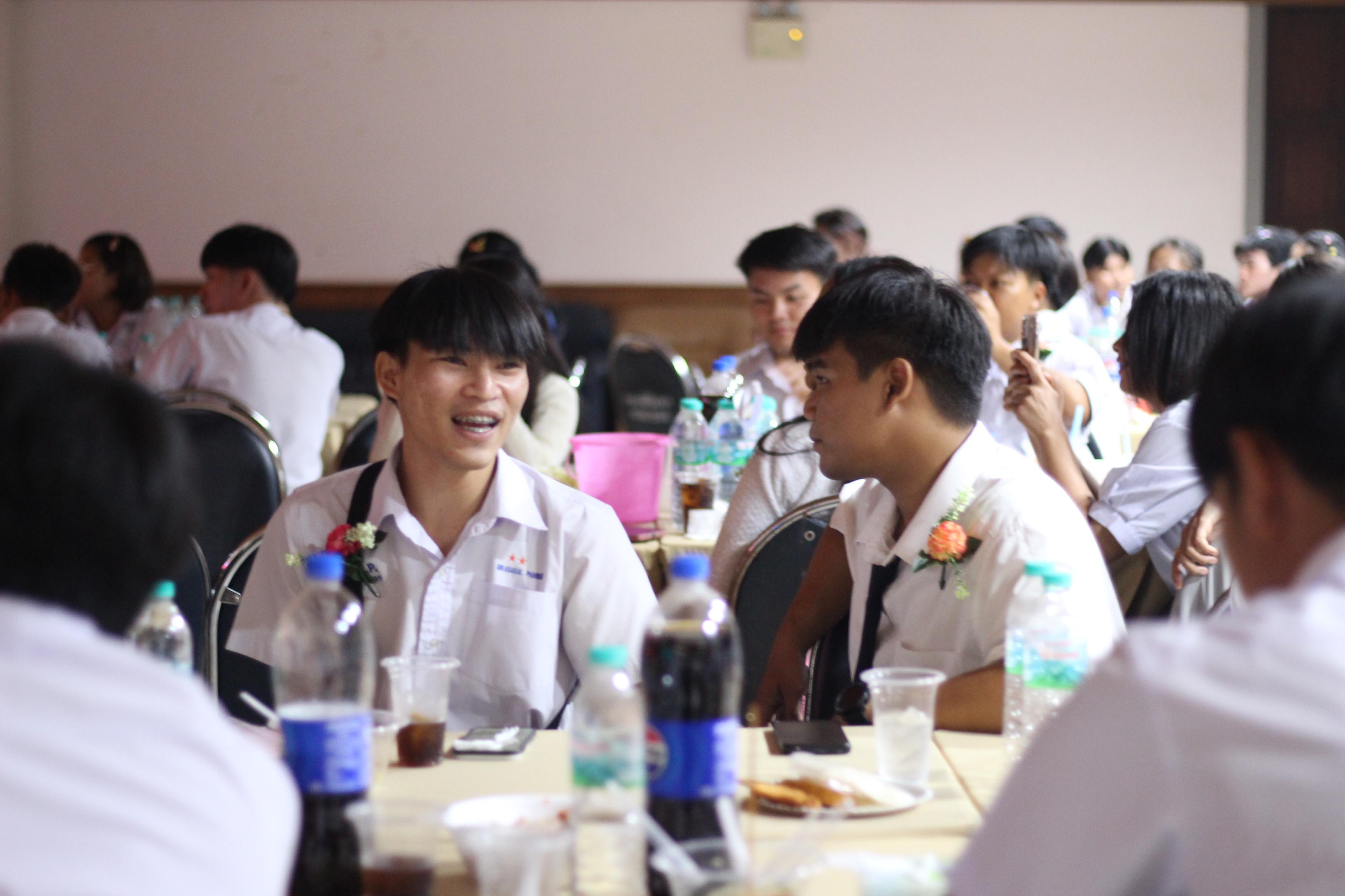 742. วันที่ 17 มีนาคม 2567 ที่ผ่านมา โปรแกรมวิชาพลศึกษา ได้จัดกิจกรรมแสดงความยินดีกับนักศึกษา ชั้นปีที่ 4 (รหัส 63) 