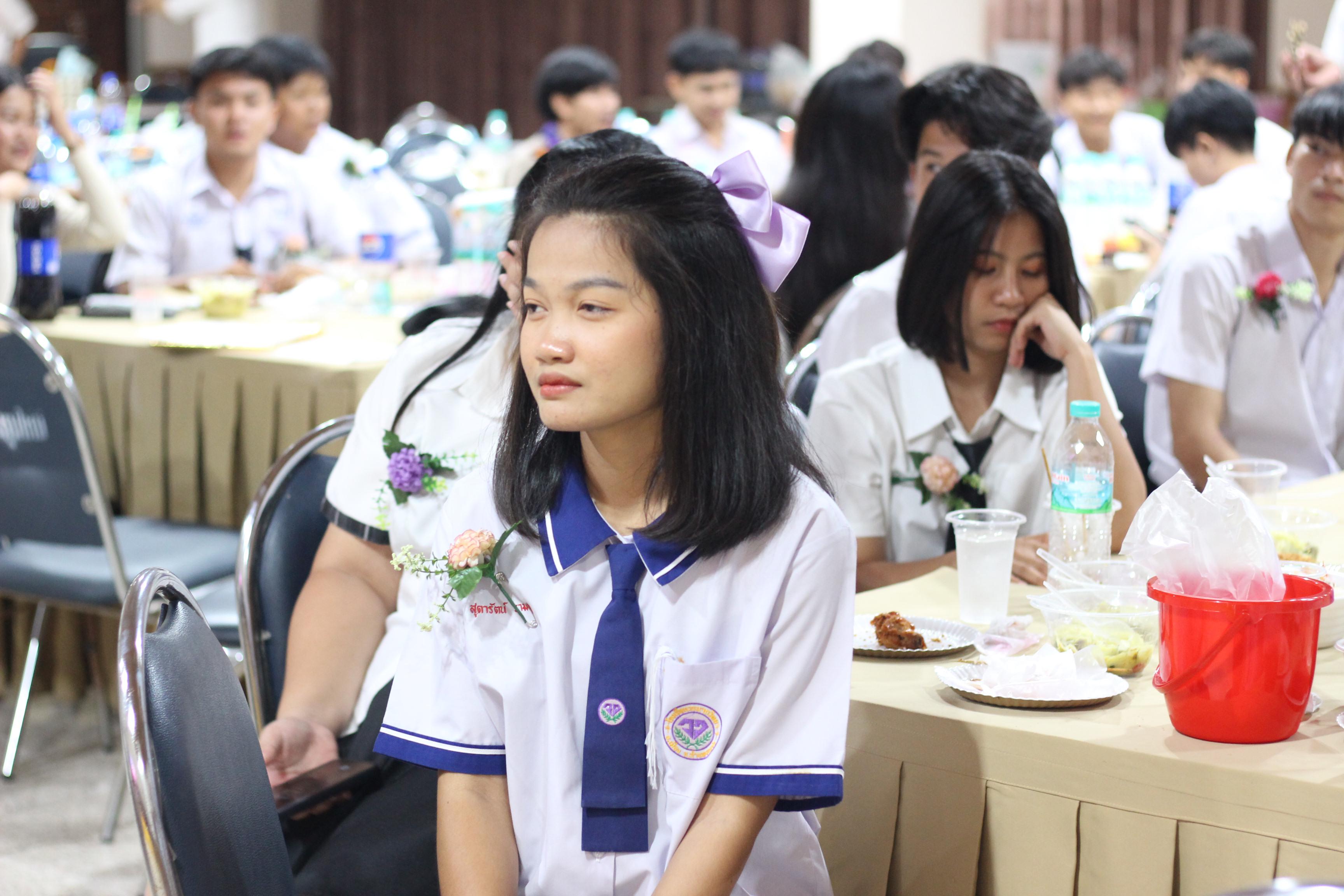 832. วันที่ 17 มีนาคม 2567 ที่ผ่านมา โปรแกรมวิชาพลศึกษา ได้จัดกิจกรรมแสดงความยินดีกับนักศึกษา ชั้นปีที่ 4 (รหัส 63) 