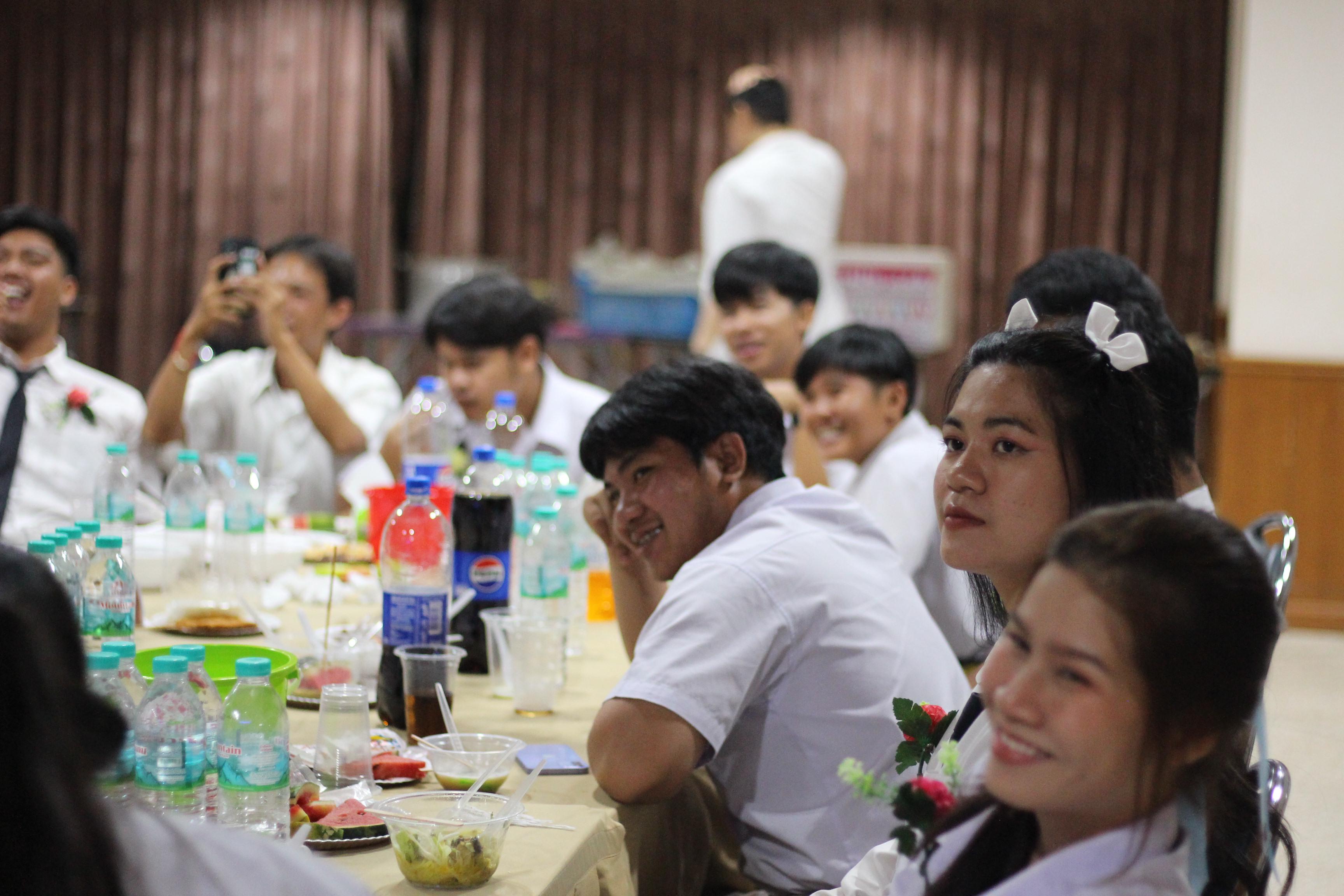 857. วันที่ 17 มีนาคม 2567 ที่ผ่านมา โปรแกรมวิชาพลศึกษา ได้จัดกิจกรรมแสดงความยินดีกับนักศึกษา ชั้นปีที่ 4 (รหัส 63) 