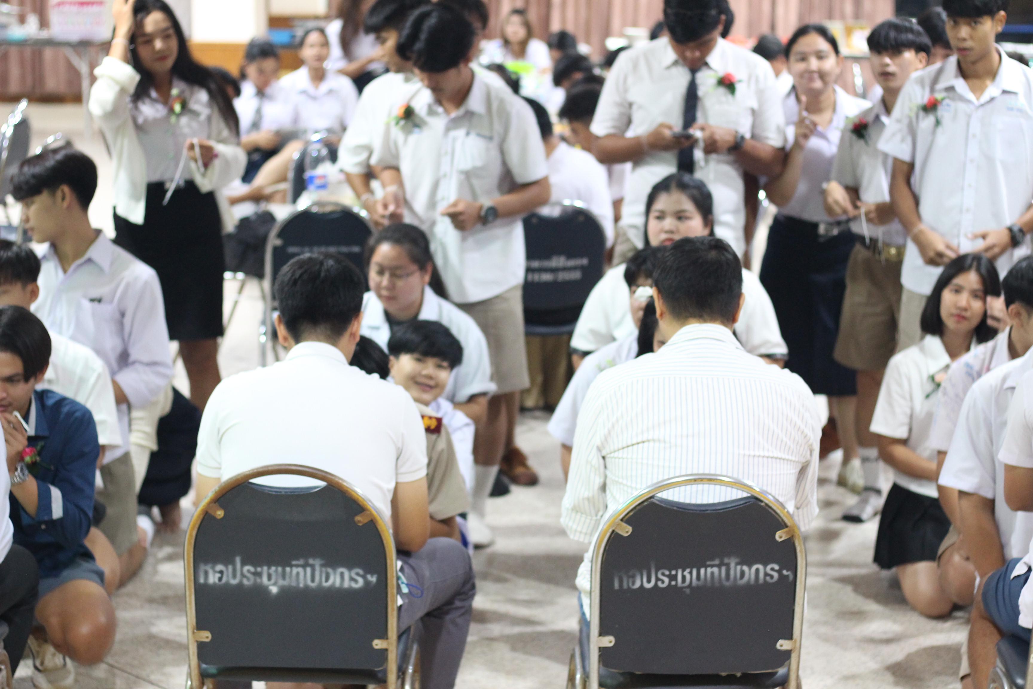 922. วันที่ 17 มีนาคม 2567 ที่ผ่านมา โปรแกรมวิชาพลศึกษา ได้จัดกิจกรรมแสดงความยินดีกับนักศึกษา ชั้นปีที่ 4 (รหัส 63) 