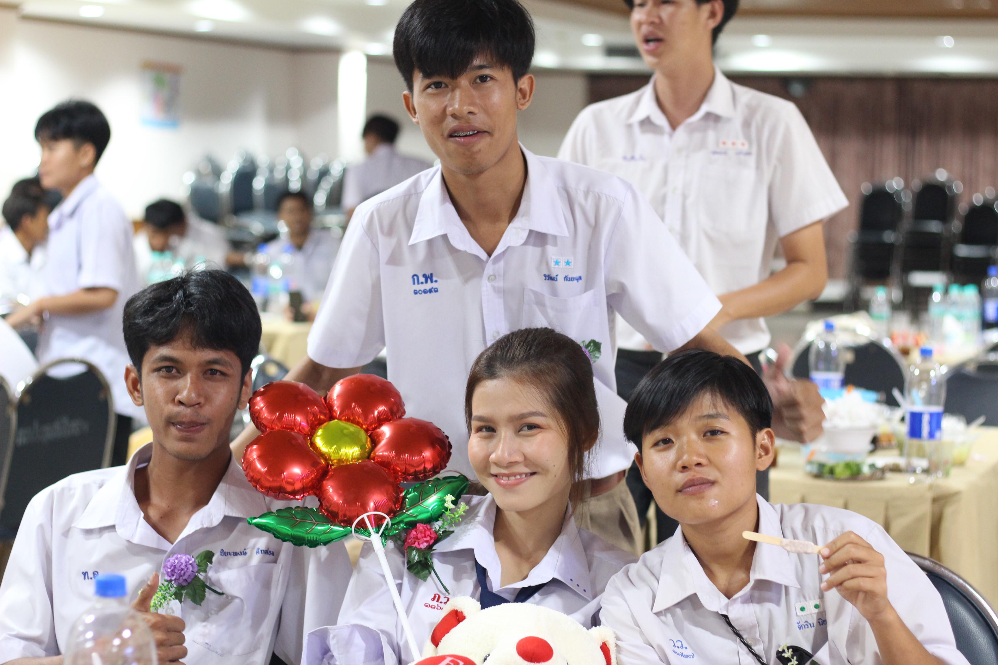 1020. วันที่ 17 มีนาคม 2567 ที่ผ่านมา โปรแกรมวิชาพลศึกษา ได้จัดกิจกรรมแสดงความยินดีกับนักศึกษา ชั้นปีที่ 4 (รหัส 63) 