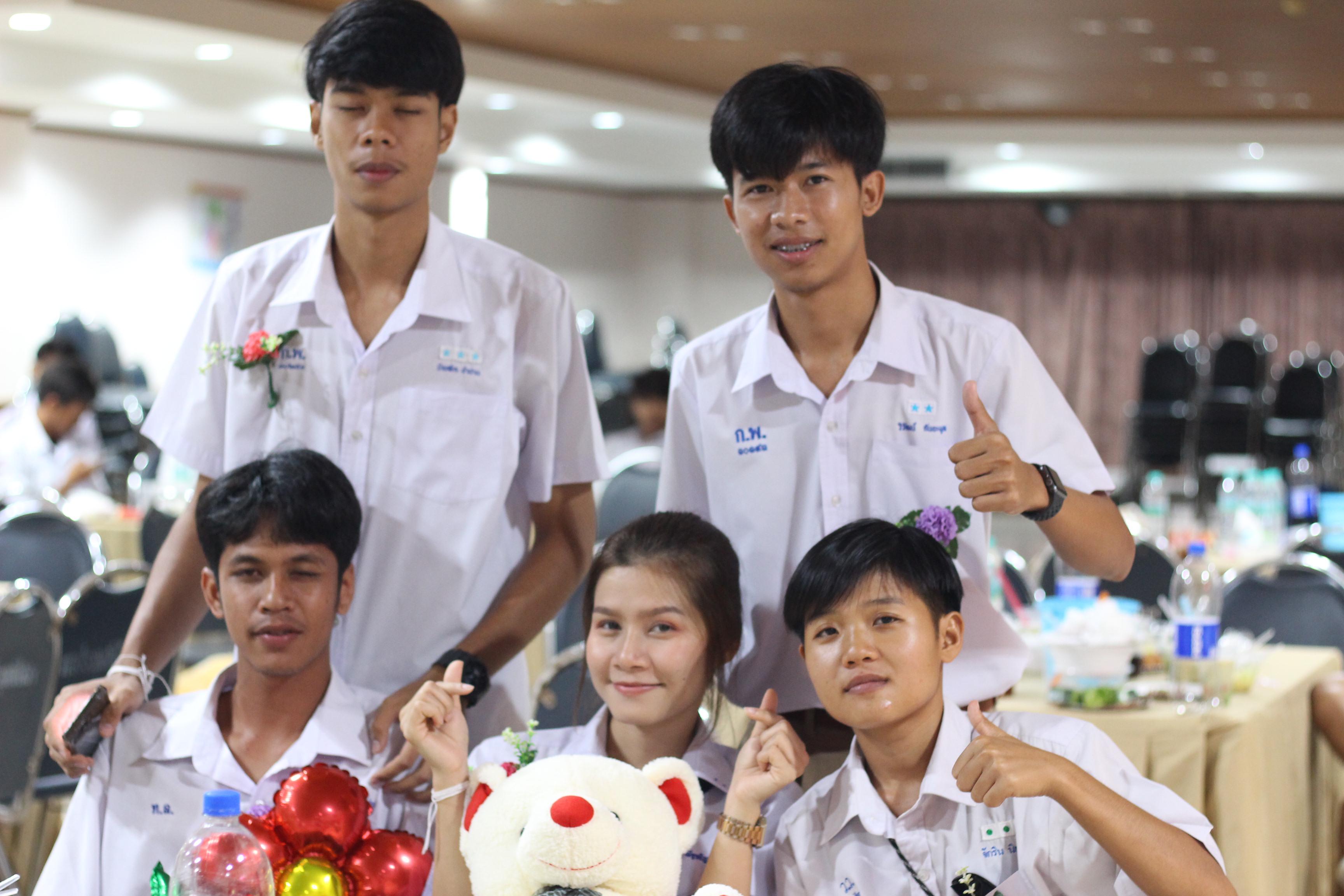1024. วันที่ 17 มีนาคม 2567 ที่ผ่านมา โปรแกรมวิชาพลศึกษา ได้จัดกิจกรรมแสดงความยินดีกับนักศึกษา ชั้นปีที่ 4 (รหัส 63) 