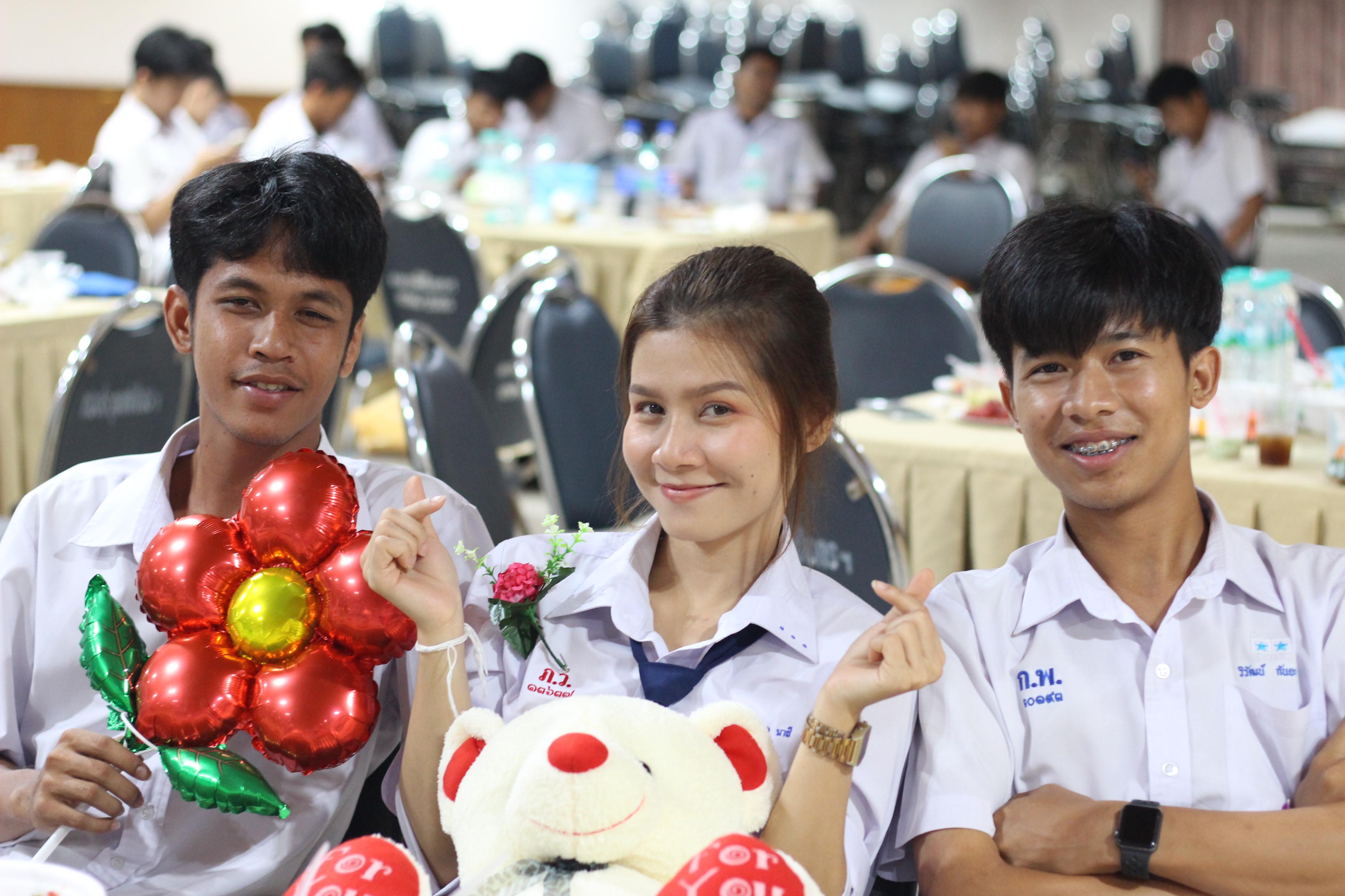 1029. วันที่ 17 มีนาคม 2567 ที่ผ่านมา โปรแกรมวิชาพลศึกษา ได้จัดกิจกรรมแสดงความยินดีกับนักศึกษา ชั้นปีที่ 4 (รหัส 63) 