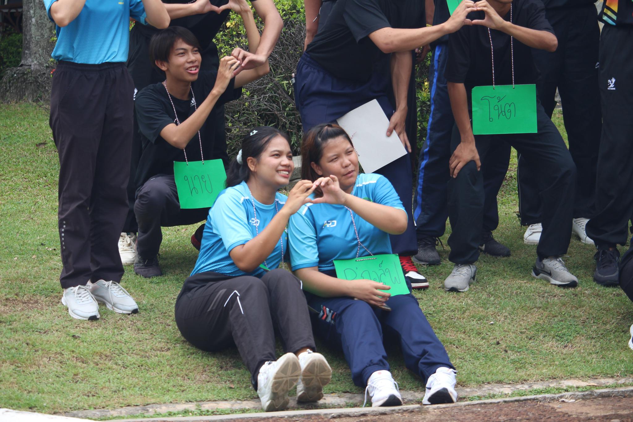 8. กิจกรรมปฐมนิเทศ พลศึกษา'67 วันที่ 2 (9-06-67) วันนี้เป็นกิจกรรม Walk Rally พี่พาน้องเดินชมมหาวิทยาลัย เพื่อเป็นการทำความรูัจักตึกต่างๆ ในมหาวิทยาลัย....