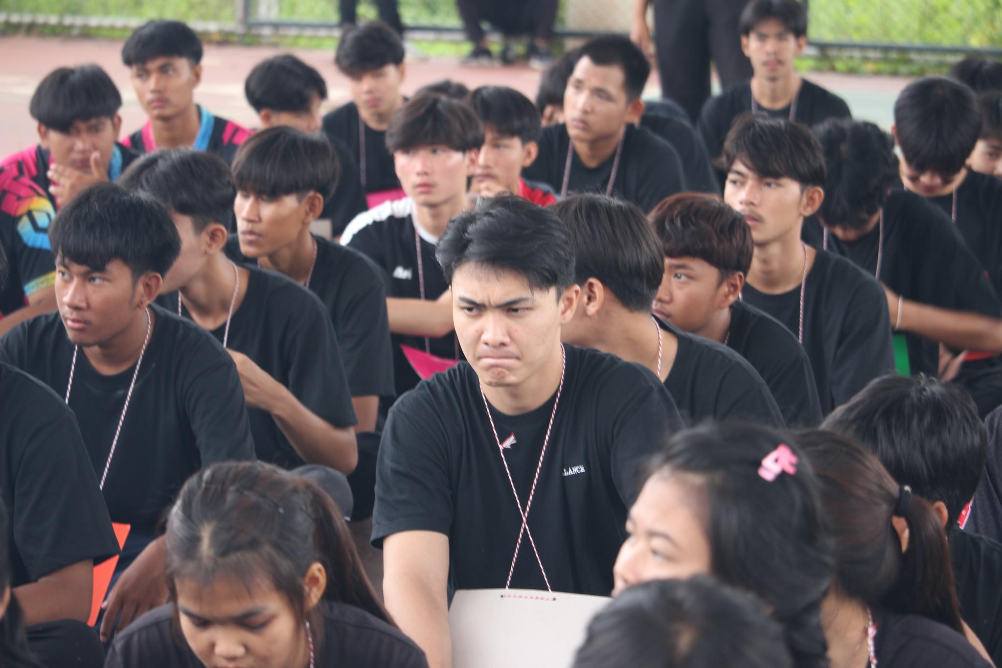 169. กิจกรรมปฐมนิเทศ พลศึกษา'67 วันที่ 2 (9-06-67) วันนี้เป็นกิจกรรม Walk Rally พี่พาน้องเดินชมมหาวิทยาลัย เพื่อเป็นการทำความรูัจักตึกต่างๆ ในมหาวิทยาลัย....