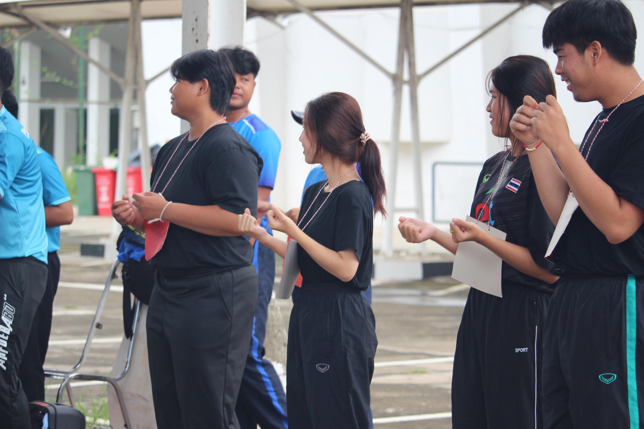 195. กิจกรรมปฐมนิเทศ พลศึกษา'67 วันที่ 2 (9-06-67) วันนี้เป็นกิจกรรม Walk Rally พี่พาน้องเดินชมมหาวิทยาลัย เพื่อเป็นการทำความรูัจักตึกต่างๆ ในมหาวิทยาลัย....