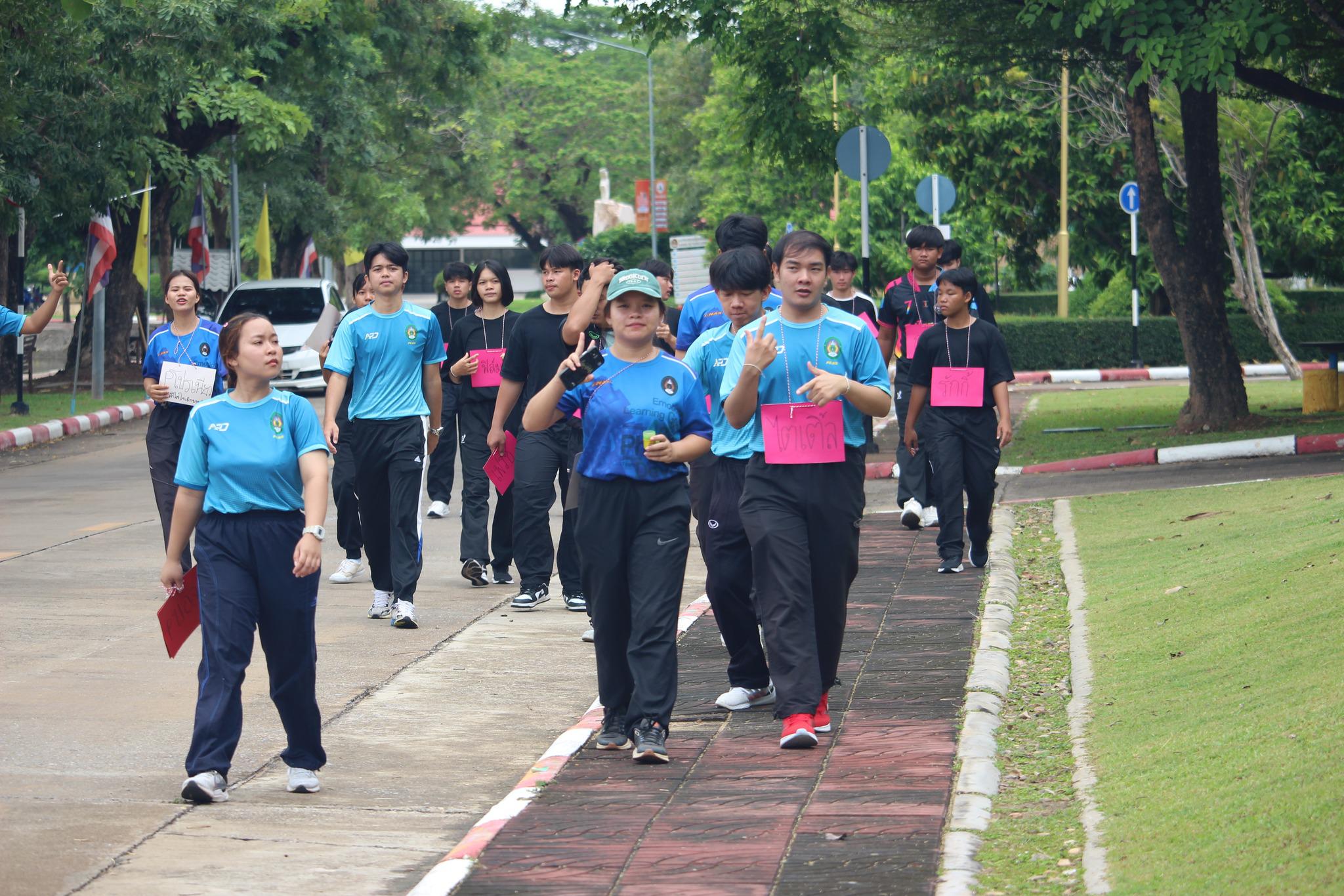 196. กิจกรรมปฐมนิเทศ พลศึกษา'67 วันที่ 2 (9-06-67) วันนี้เป็นกิจกรรม Walk Rally พี่พาน้องเดินชมมหาวิทยาลัย เพื่อเป็นการทำความรูัจักตึกต่างๆ ในมหาวิทยาลัย....