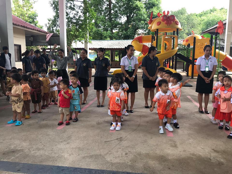 1. วันที่ 31 พ.ค.62 ดร.วรพรรณ ขาวประทุม ผอ.โรงเรียนอนุบาลราชภัฏกำแพงเพชร พร้อมอาจารย์ ร่วมต้อนรับคณะศึกษาดูงานจากศูนย์พัฒนาเด็กเล็กสังกัดเทศบาลเมืองตาก 