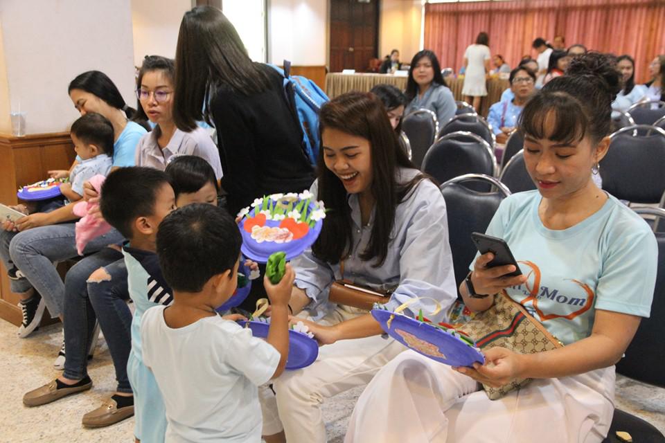 76. วันที่ 8 สิงหาคม2562 โรงเรียนอนุบาลราชภัฏฯ จัดกิจกรรมแม่ลูกผูกพัน ปีการศึกษา2562