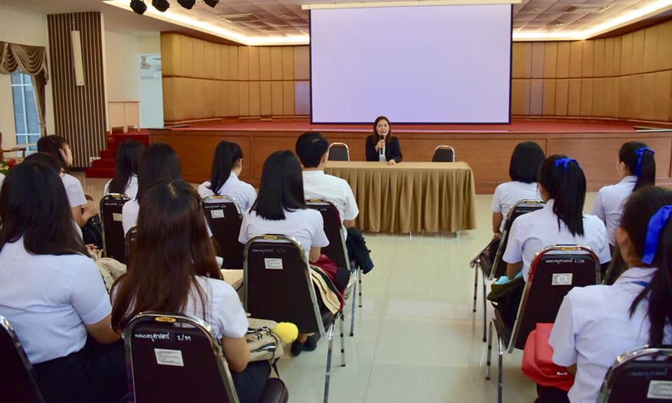 2. การสัมมนาโคงงานวิทยาศาสตร์ ครั้งที่ 2 ณ ห้องประชุมชั้น 3 อาคารนวัตกรรมการศึกษา คณะครุศาสตร์ มหาวิทยาลัยราชภัฏกำแพงเพชร