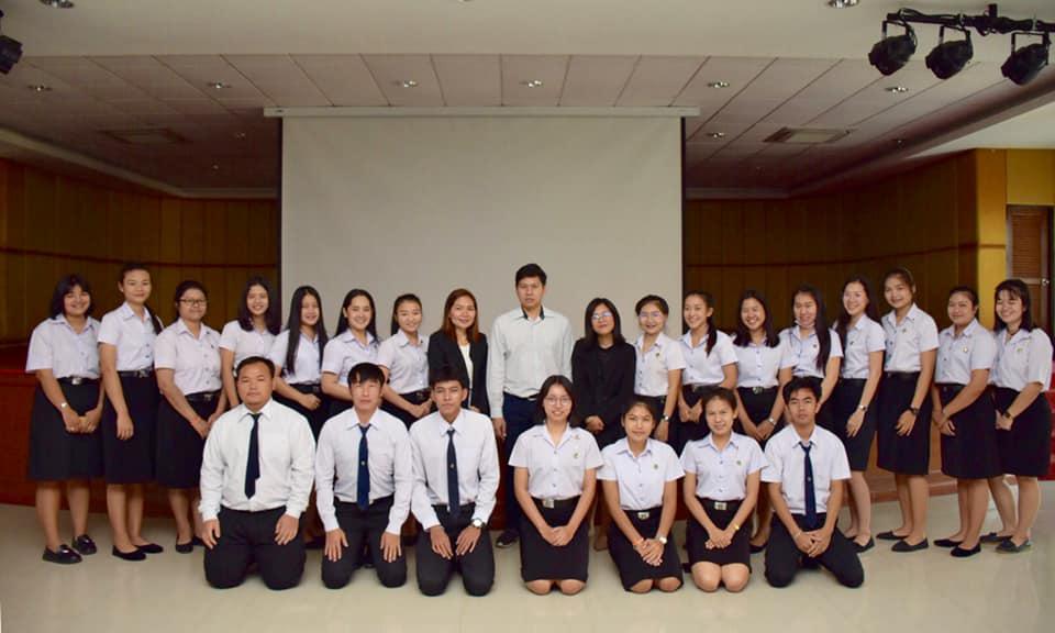 31. การสัมมนาโคงงานวิทยาศาสตร์ ครั้งที่ 2 ณ ห้องประชุมชั้น 3 อาคารนวัตกรรมการศึกษา คณะครุศาสตร์ มหาวิทยาลัยราชภัฏกำแพงเพชร