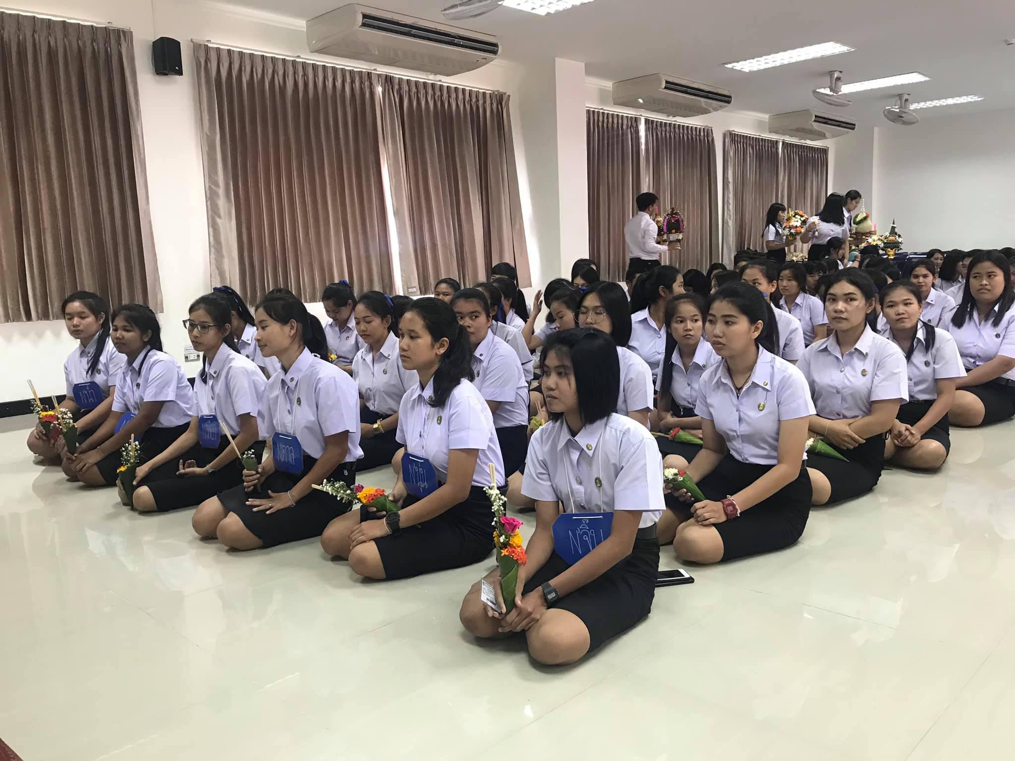 8. วันที่ 25 กรกฏาคม 2562 ไหว้ครู โปรแกรมวิชาวิทยาศาสตร์ทั่วไป ปีการศึกษา 2562