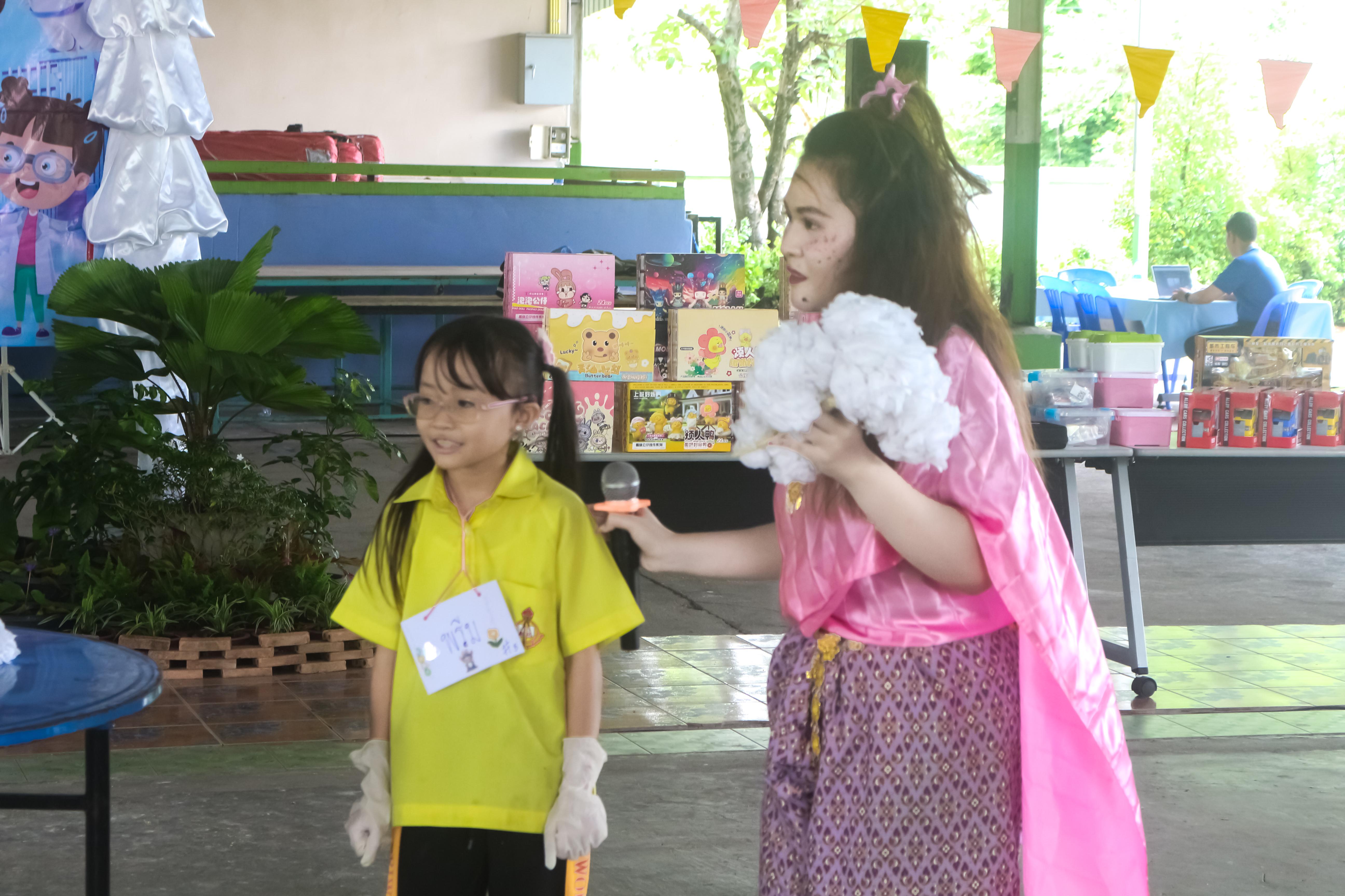 50. วันที่ 28 สิงหาคม 2567 โปรแกรมวิทยาศาสตร์ทั่วไป คณะครุศาสตร์ มหาวิทลัยราชภัฏกำแพงเพชร ได้จัดค่ายวิทยาศาตร์ (Science Camp) ณ โรงเรียนศรีวรลักษณ์ ต.สลกบาตร อ.ขาณุวรลักษบุรี จ.กำแพงเพชร