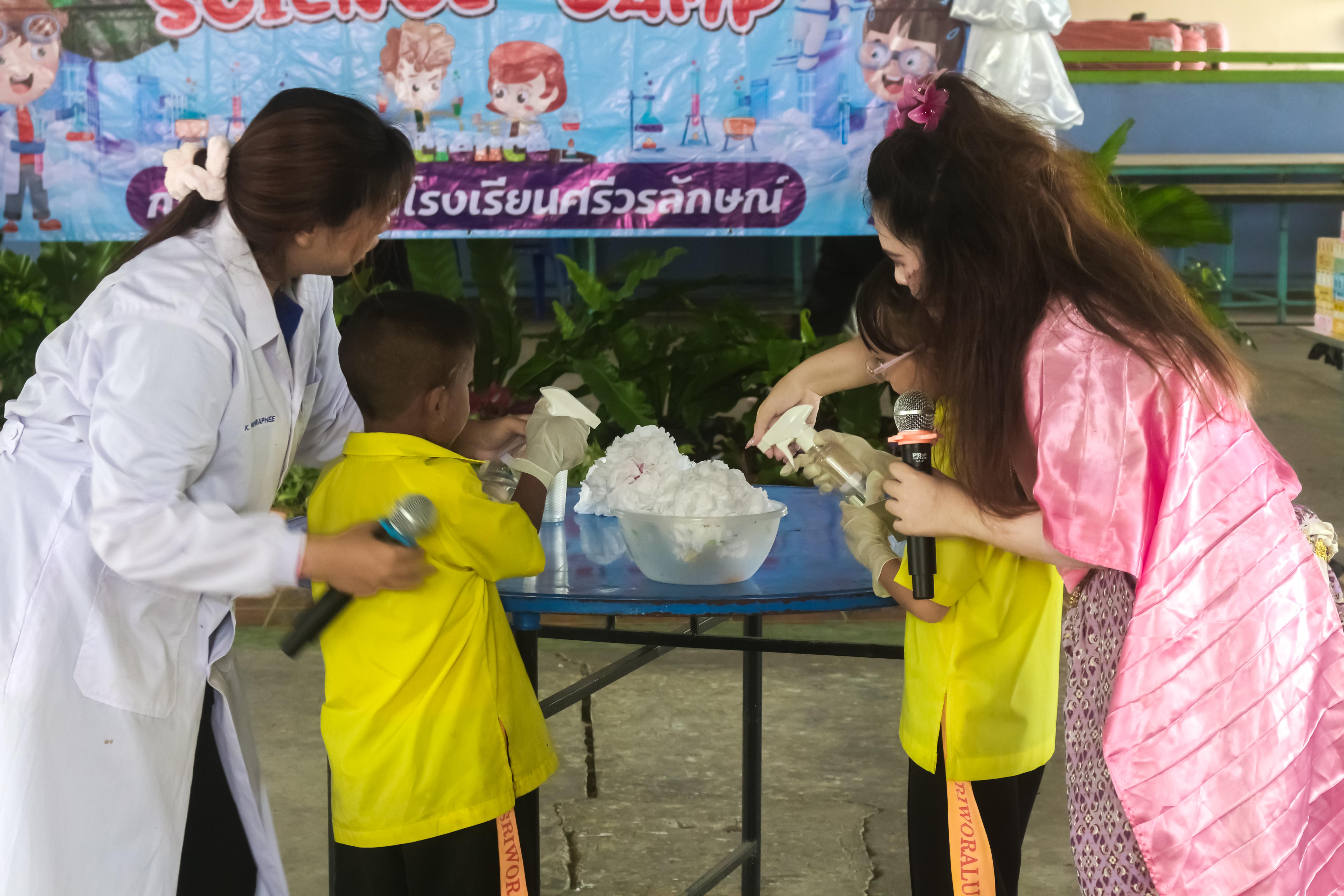 52. วันที่ 28 สิงหาคม 2567 โปรแกรมวิทยาศาสตร์ทั่วไป คณะครุศาสตร์ มหาวิทลัยราชภัฏกำแพงเพชร ได้จัดค่ายวิทยาศาตร์ (Science Camp) ณ โรงเรียนศรีวรลักษณ์ ต.สลกบาตร อ.ขาณุวรลักษบุรี จ.กำแพงเพชร