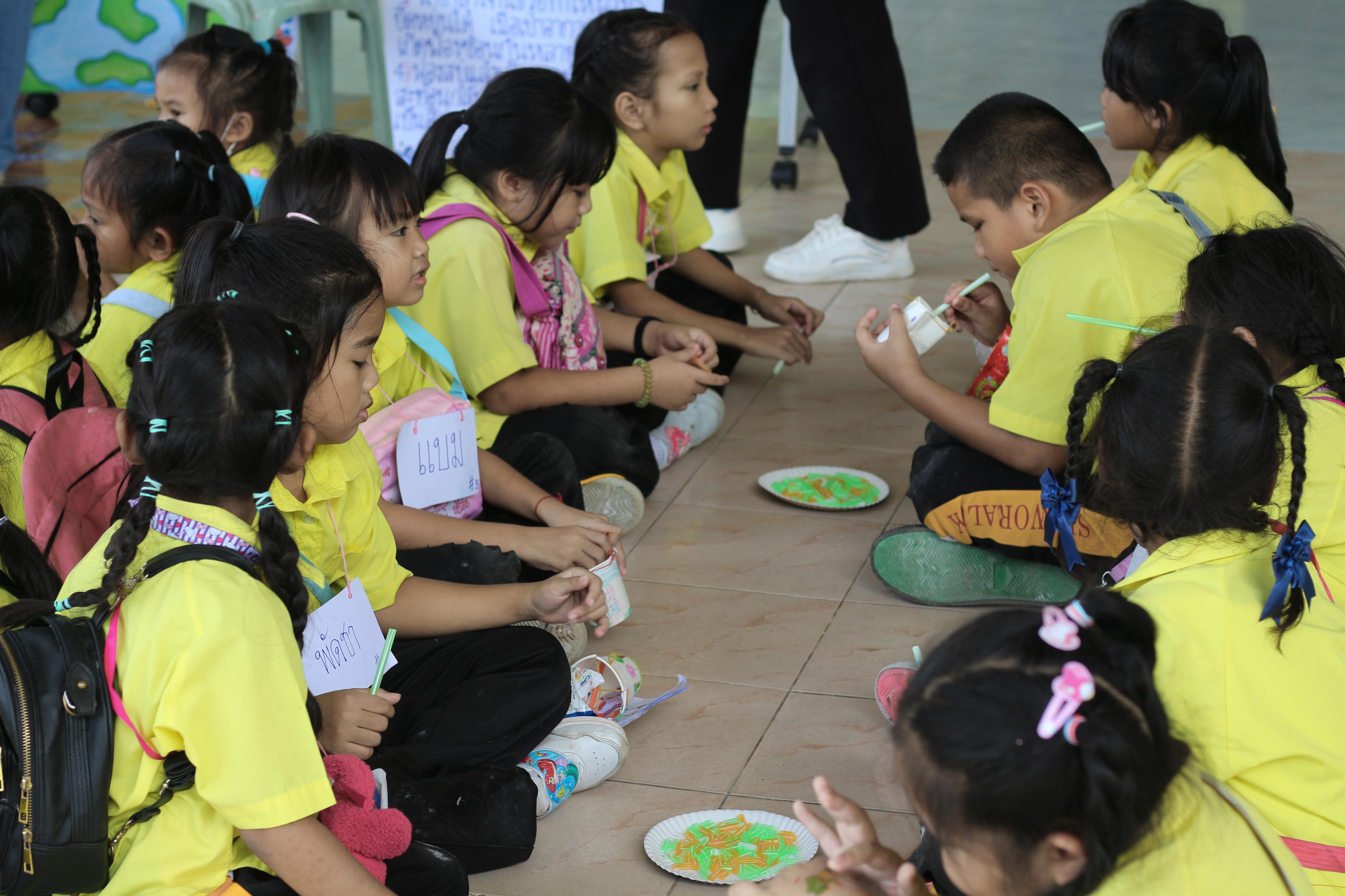 195. วันที่ 28 สิงหาคม 2567 โปรแกรมวิทยาศาสตร์ทั่วไป คณะครุศาสตร์ มหาวิทลัยราชภัฏกำแพงเพชร ได้จัดค่ายวิทยาศาตร์ (Science Camp) ณ โรงเรียนศรีวรลักษณ์ ต.สลกบาตร อ.ขาณุวรลักษบุรี จ.กำแพงเพชร
