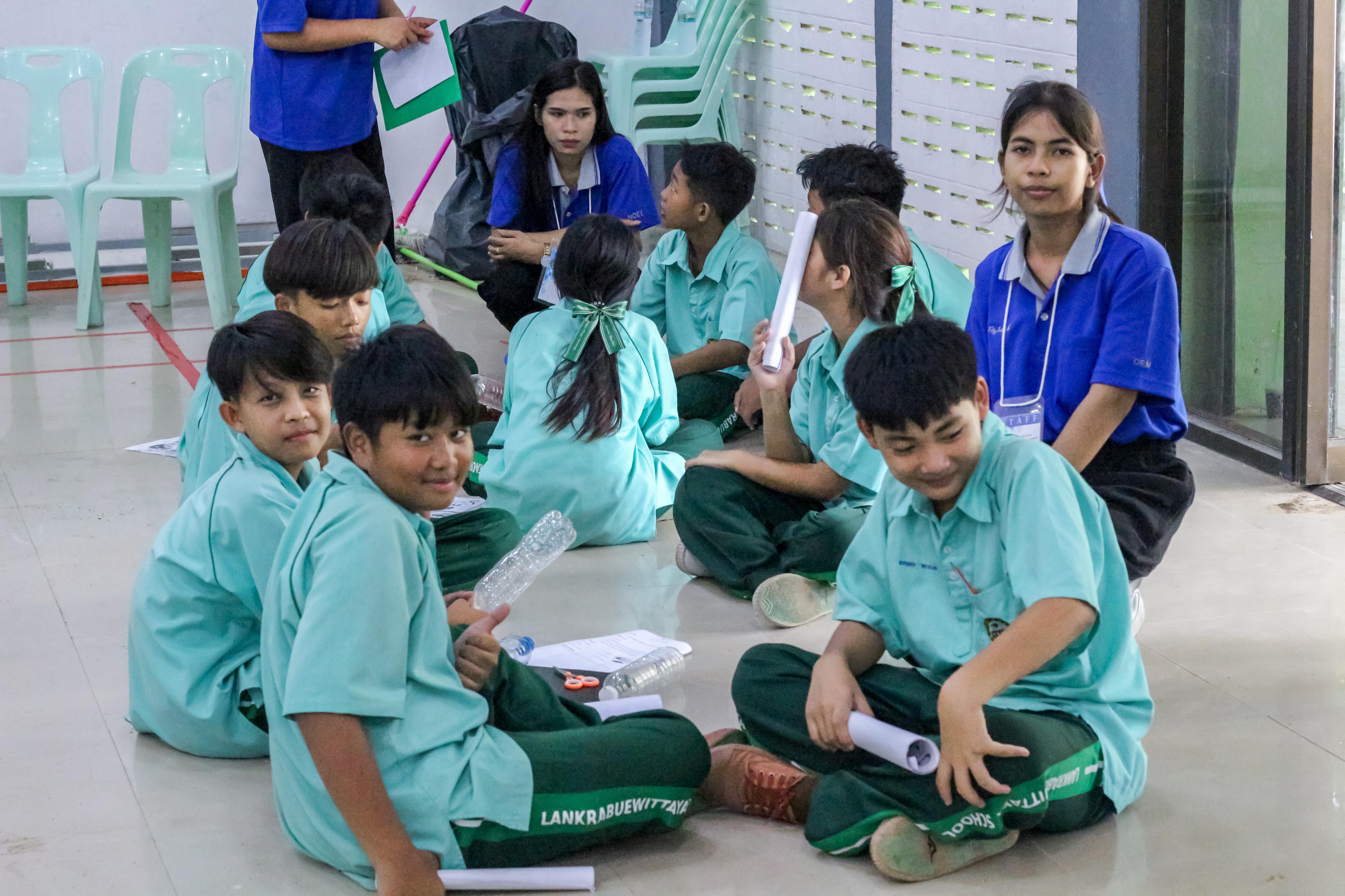 171. วันที่ 6  กันยายน 2567 โปรแกรมวิทยาศาสตร์ทั่วไป คณะครุศาสตร์ มหาวิทยาลัยราชภัฏกำแพงเพชร ได้จัดค่ายพัฒนาทักษะด้าน STEM ณ โรงเรียนลานกระบือวิทยา ต.ลานกระบือ อ.ลานกระบือ จ.กำแพงเพชร