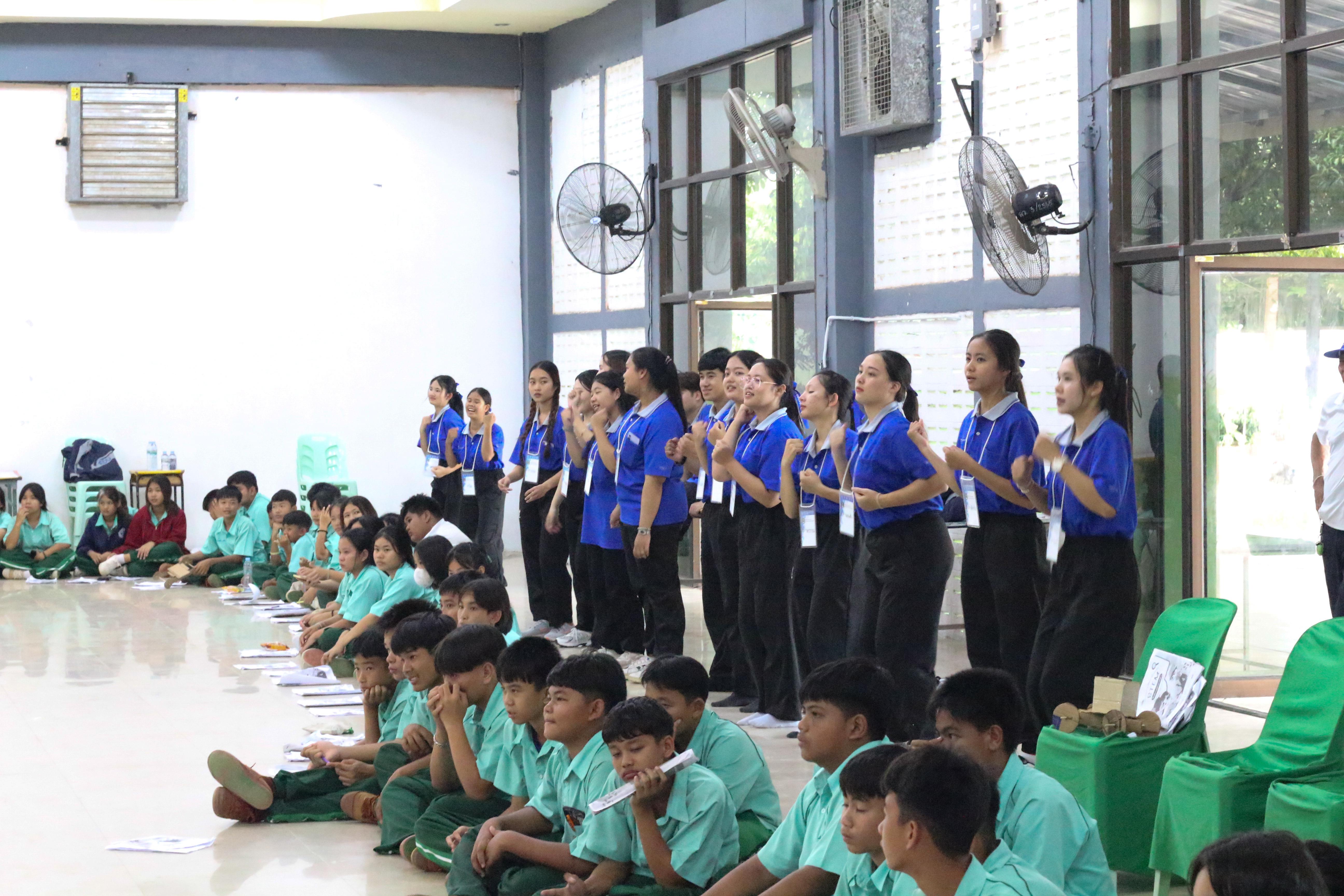 219. วันที่ 6  กันยายน 2567 โปรแกรมวิทยาศาสตร์ทั่วไป คณะครุศาสตร์ มหาวิทยาลัยราชภัฏกำแพงเพชร ได้จัดค่ายพัฒนาทักษะด้าน STEM ณ โรงเรียนลานกระบือวิทยา ต.ลานกระบือ อ.ลานกระบือ จ.กำแพงเพชร