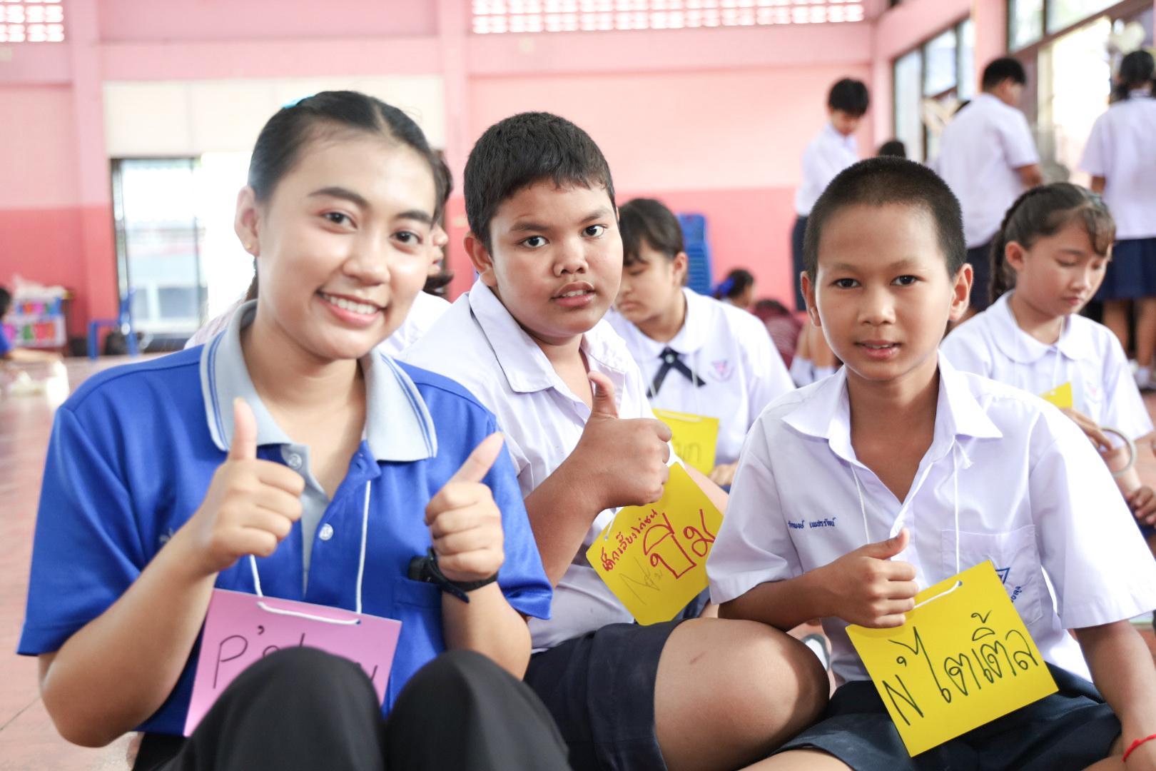 183. วันที่ 26 พฤศจิกายน 2567 ผศ. ศุภวัฒน์ วิสิฐศิริกุล ดร. ธิดารัตน์ พรหมมาและ ผศ.ดร. ปราณี เลิศแก้ว ได้นำนักศึกษาชั้นปีที่ 3 จัดค่ายสเต็มศึกษา (STEM) ณ โรงเรียนอนุบาลคลองขลุง ต.ท่ามะเขือ อ.คลองขลุง จ.กำแพงเพชร