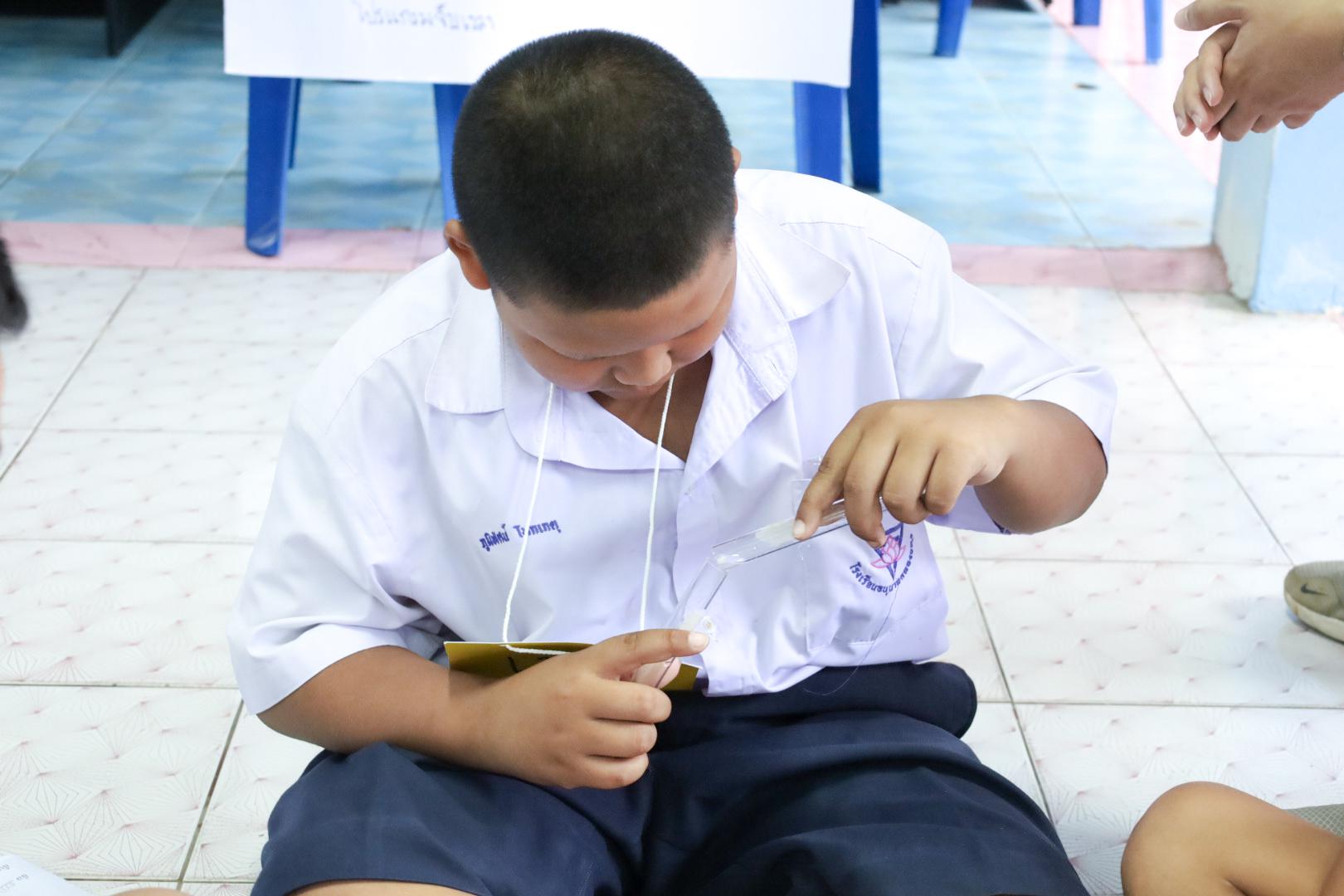 254. วันที่ 26 พฤศจิกายน 2567 ผศ. ศุภวัฒน์ วิสิฐศิริกุล ดร. ธิดารัตน์ พรหมมาและ ผศ.ดร. ปราณี เลิศแก้ว ได้นำนักศึกษาชั้นปีที่ 3 จัดค่ายสเต็มศึกษา (STEM) ณ โรงเรียนอนุบาลคลองขลุง ต.ท่ามะเขือ อ.คลองขลุง จ.กำแพงเพชร