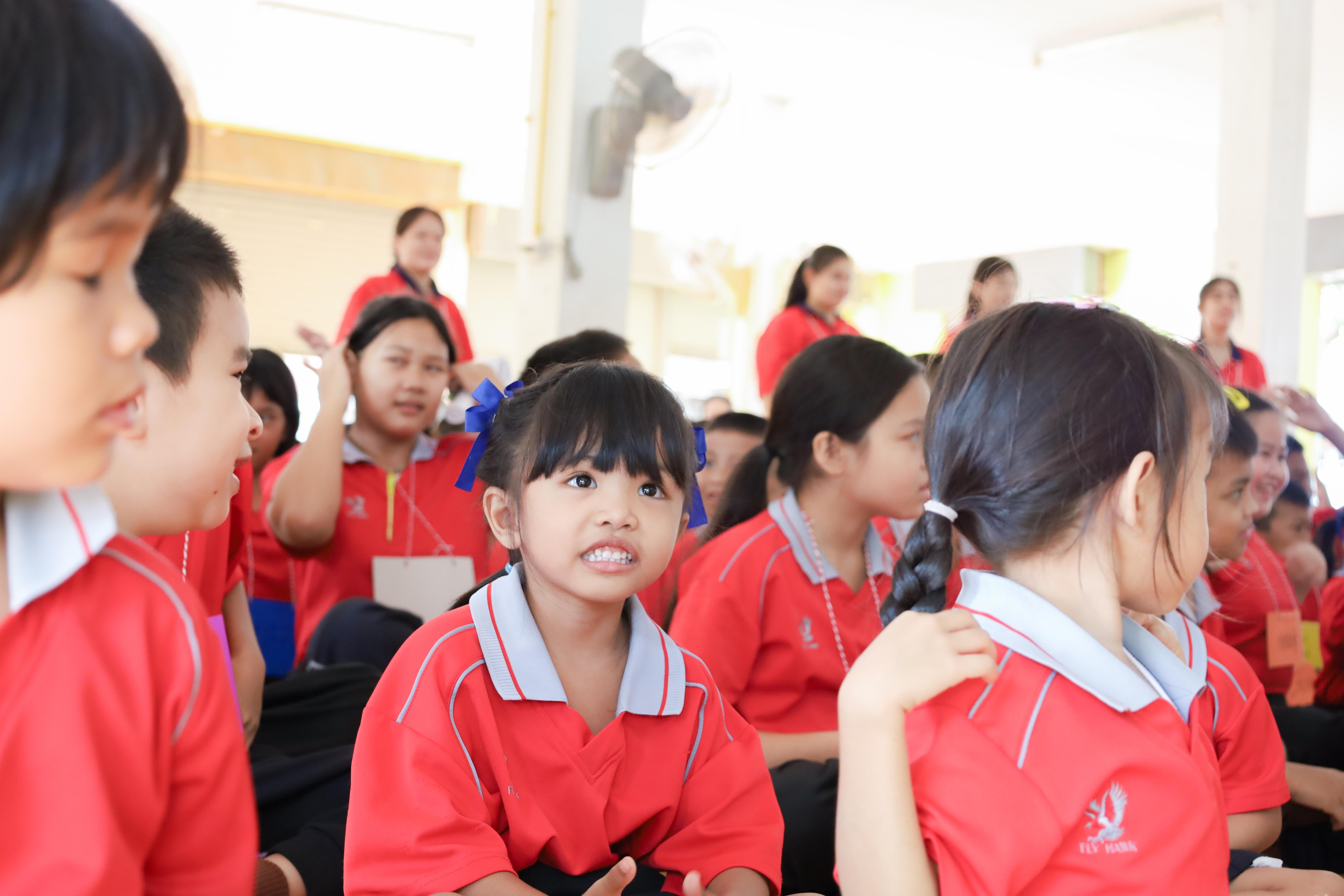 50. วันที่ 27 พฤศจิกายน 2567 ผศ.ศุภวัฒน์ วิสิฐศิริกุล ได้นำนักศึกษาชั้นปีที่ 2 โปรแกรมวิทยาศาสตร์ทั่วไป จัดกิจกรรมการเรียนรู้จัดการเรียนรู้แบบสะเต็มศึกษาสู่นวัฒกรรม ณ โรงเรียนวัดคลองเจริญ ต.ท่าพุทรา อ.คลองขลุง จ.กำแพงเพชร
