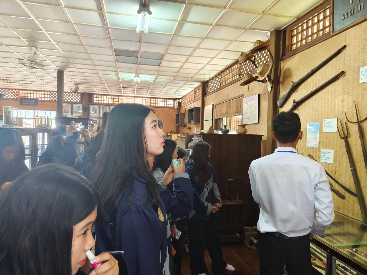148. วันที่ 16 ธันวาคม 2567 อาจารย์ ดร.ธิดารัตน์  พรหมมา และ ผู้ช่วยศาสตราจารย์ ดร.ปราณี  เลิศแก้ว นำนักศึกษาชั้นปีที่ 3 ทัศนศึกษาและเรียนรู้นอกสถานที่