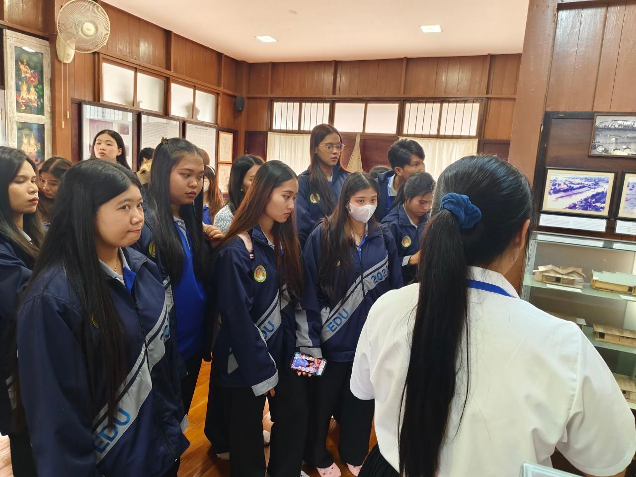 162. วันที่ 16 ธันวาคม 2567 อาจารย์ ดร.ธิดารัตน์  พรหมมา และ ผู้ช่วยศาสตราจารย์ ดร.ปราณี  เลิศแก้ว นำนักศึกษาชั้นปีที่ 3 ทัศนศึกษาและเรียนรู้นอกสถานที่