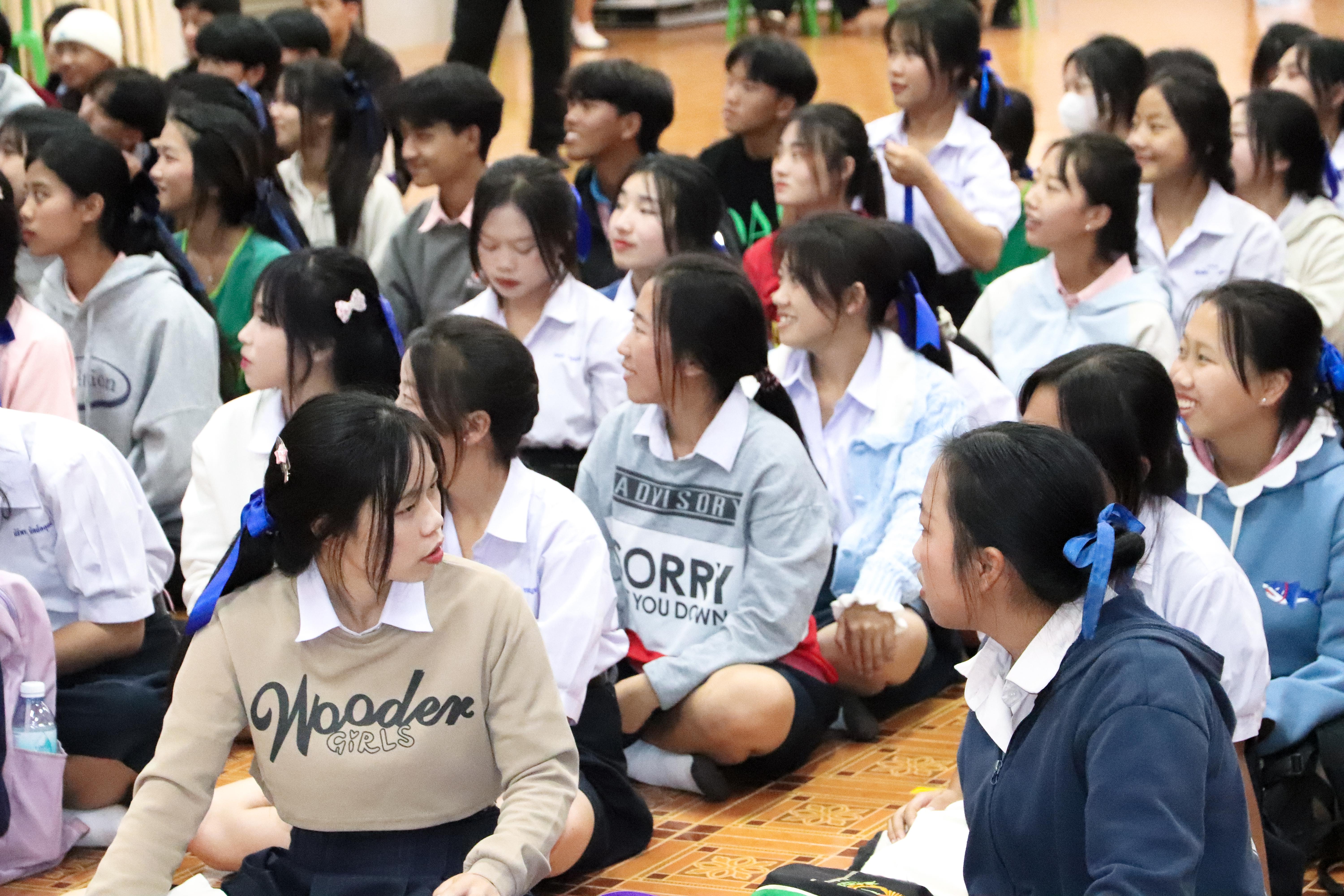 107. วันที่ 18 ธันวาคม 2567 โปรแกรมวิทยาศาสตร์ทั่วไป โปรแกรมคอมพิวเตอร์ โปรแกรมภาษาจีน ออกแนะแนวการศึกษาต่อ ณ โรงเรียนสรรพวิทยาคม อำเภอแม่สอด จังหวัดตาก และโรงเรียนป่าไม้อุทิศ 4 อำเภอพบพระ จังหวัดตาก