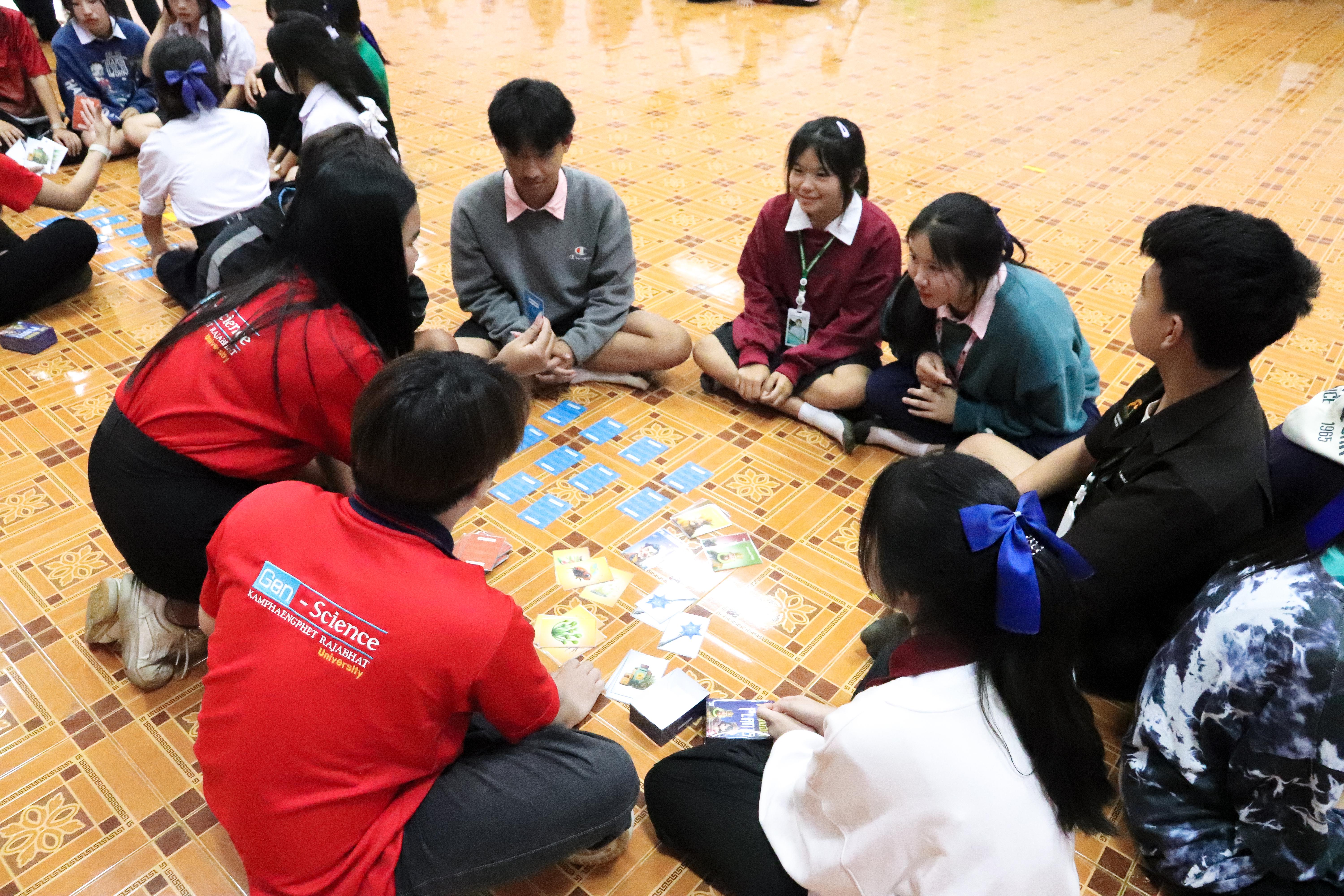 172. วันที่ 18 ธันวาคม 2567 โปรแกรมวิทยาศาสตร์ทั่วไป โปรแกรมคอมพิวเตอร์ โปรแกรมภาษาจีน ออกแนะแนวการศึกษาต่อ ณ โรงเรียนสรรพวิทยาคม อำเภอแม่สอด จังหวัดตาก และโรงเรียนป่าไม้อุทิศ 4 อำเภอพบพระ จังหวัดตาก