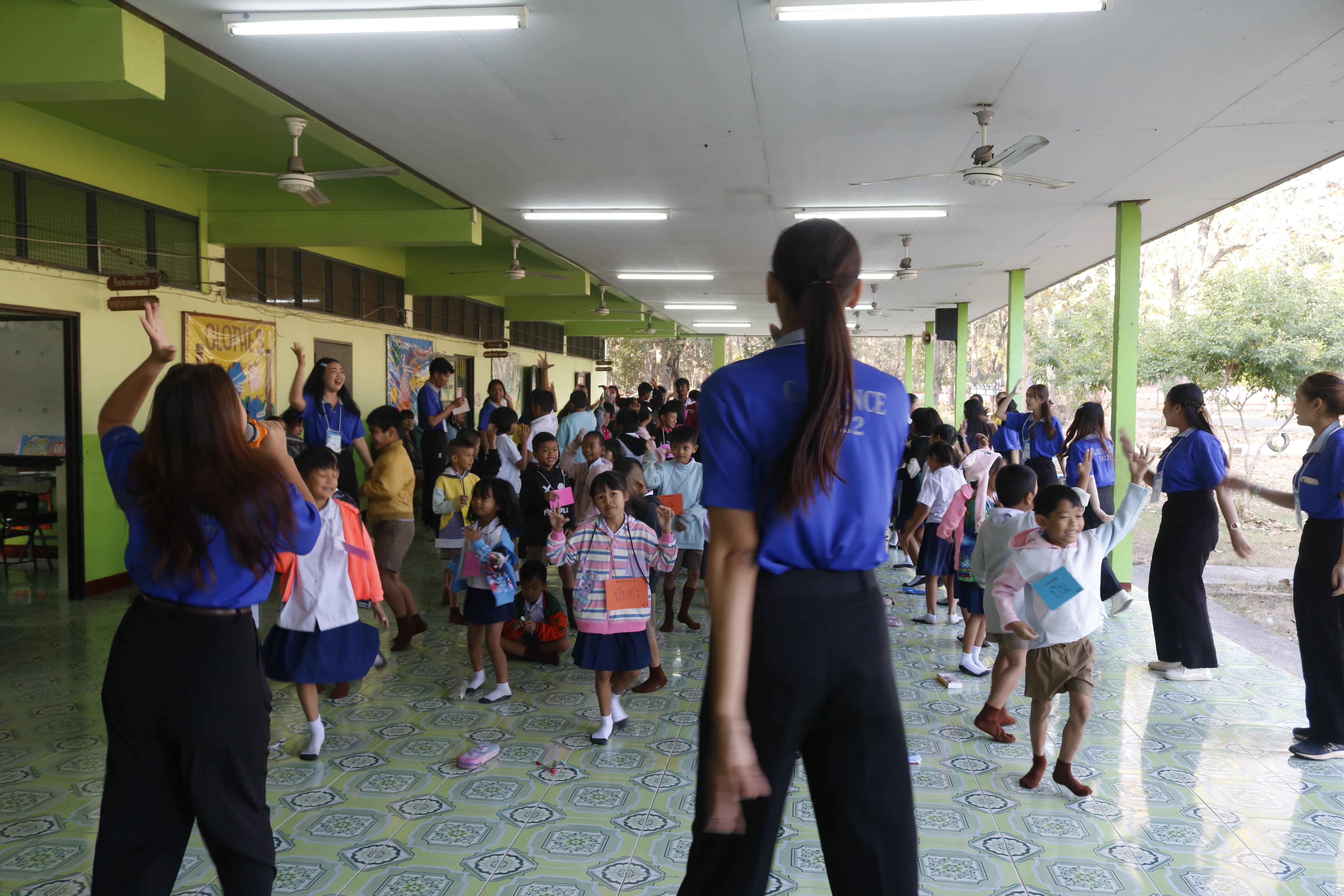 2. โรงเรียนวัดบ่อสามแสน