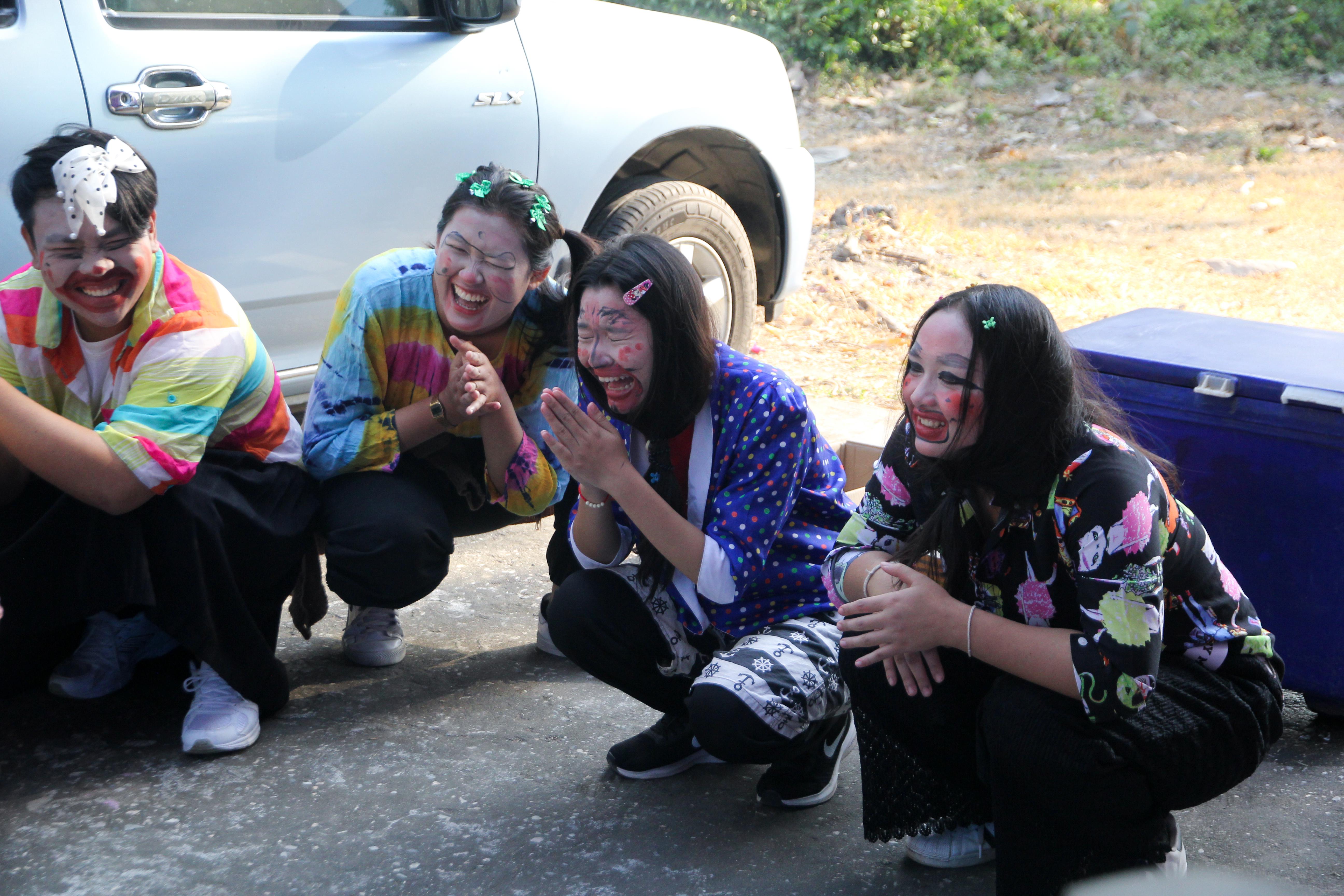 1. โรงเรียนบ้านน้ำโท้ง ต.ท่าขุนราม อ.เมือง จ.กำแพงเพชร