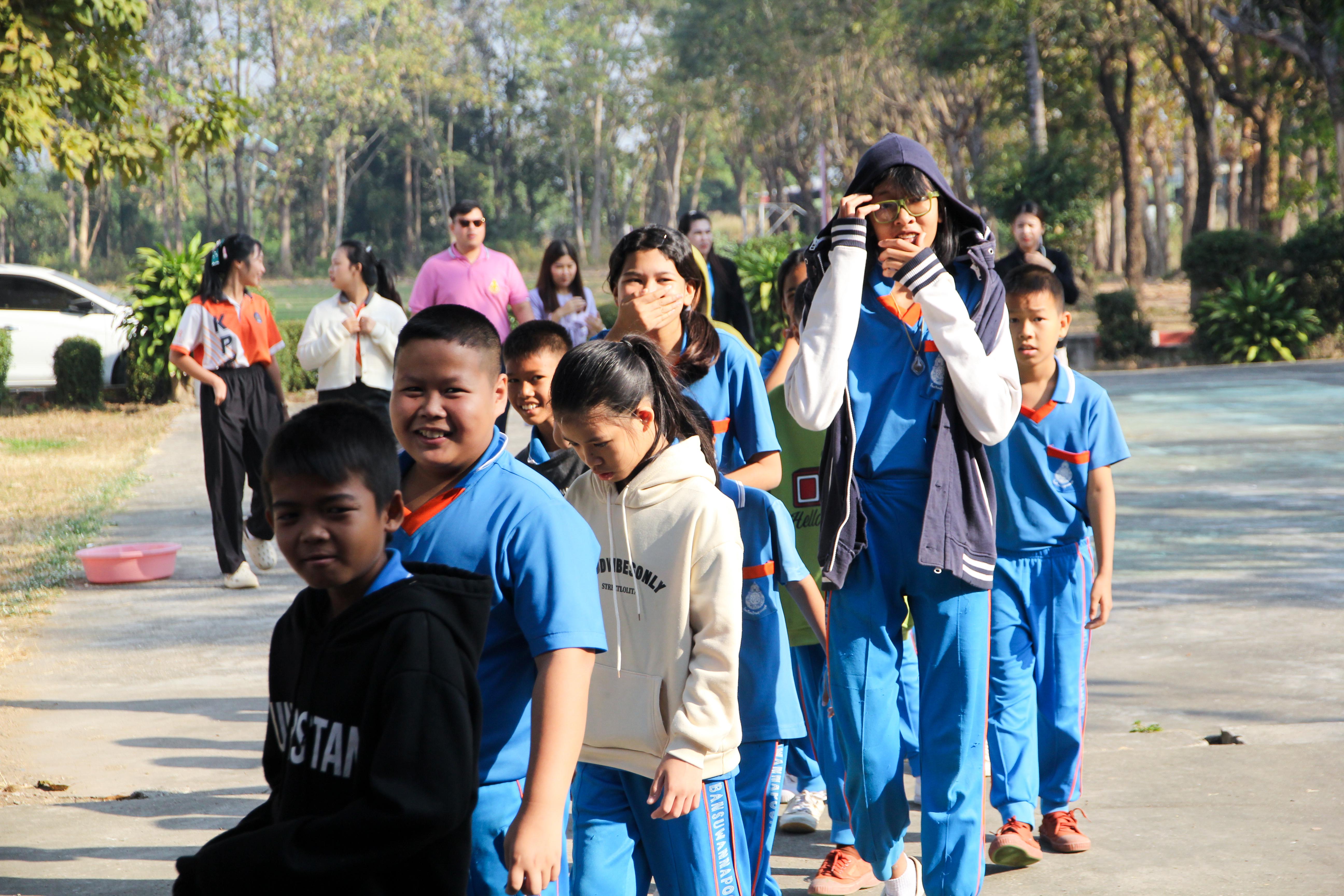 4. โรงเรียนบ้านน้ำโท้ง ต.ท่าขุนราม อ.เมือง จ.กำแพงเพชร