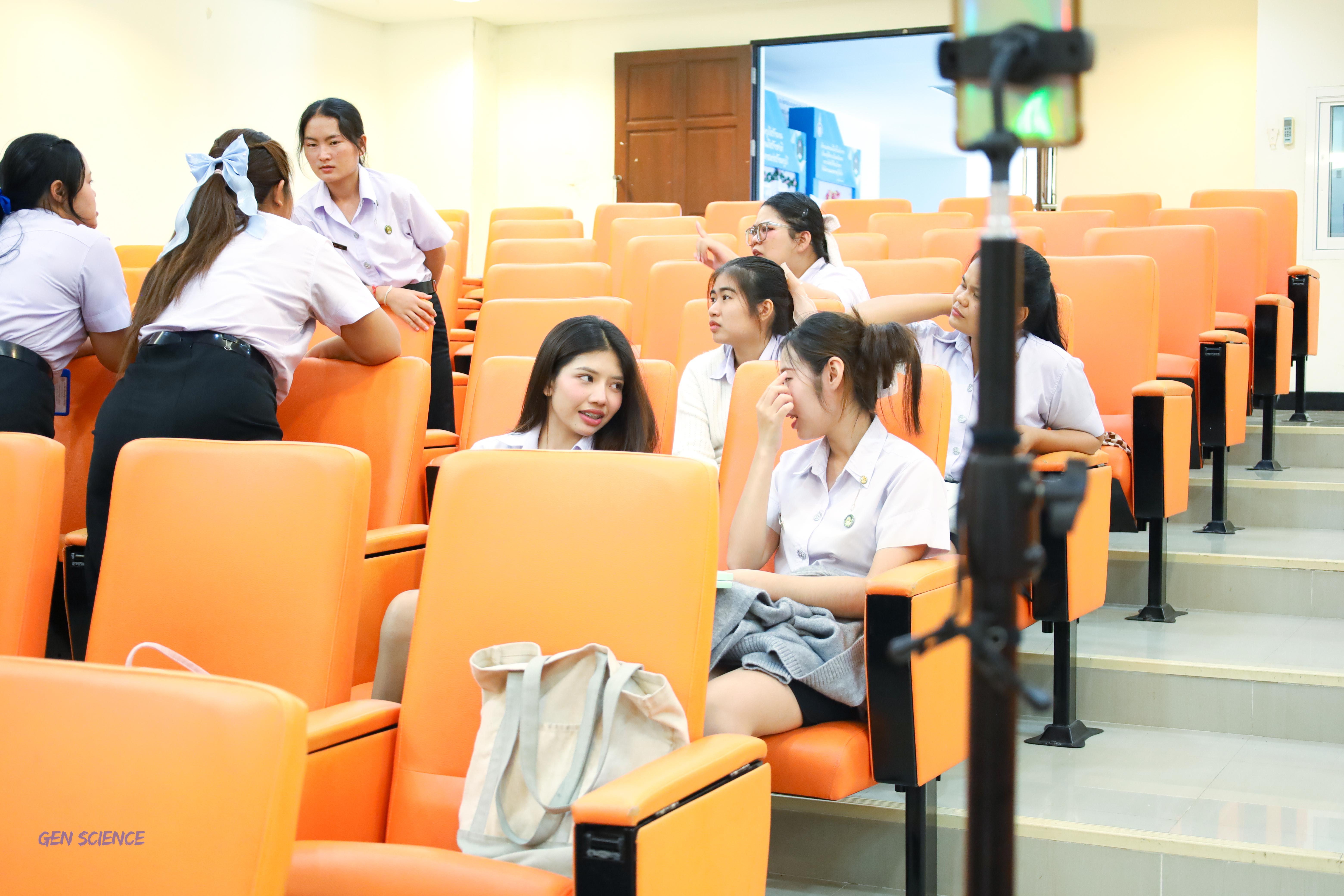 8. วันที่ 11 มิถุนายน 2568 โปรแกรมวิชาวิทยาศาสตร์ทั่วไป จัดกิจกรรมปฐมนิเทศนักศึกษาใหม่ปี 1 ณ ห้องครุร่มสัก 2 คณะครุศาสตร์ มหาวิทยาลัยราชภัฏกำแพงเพชร