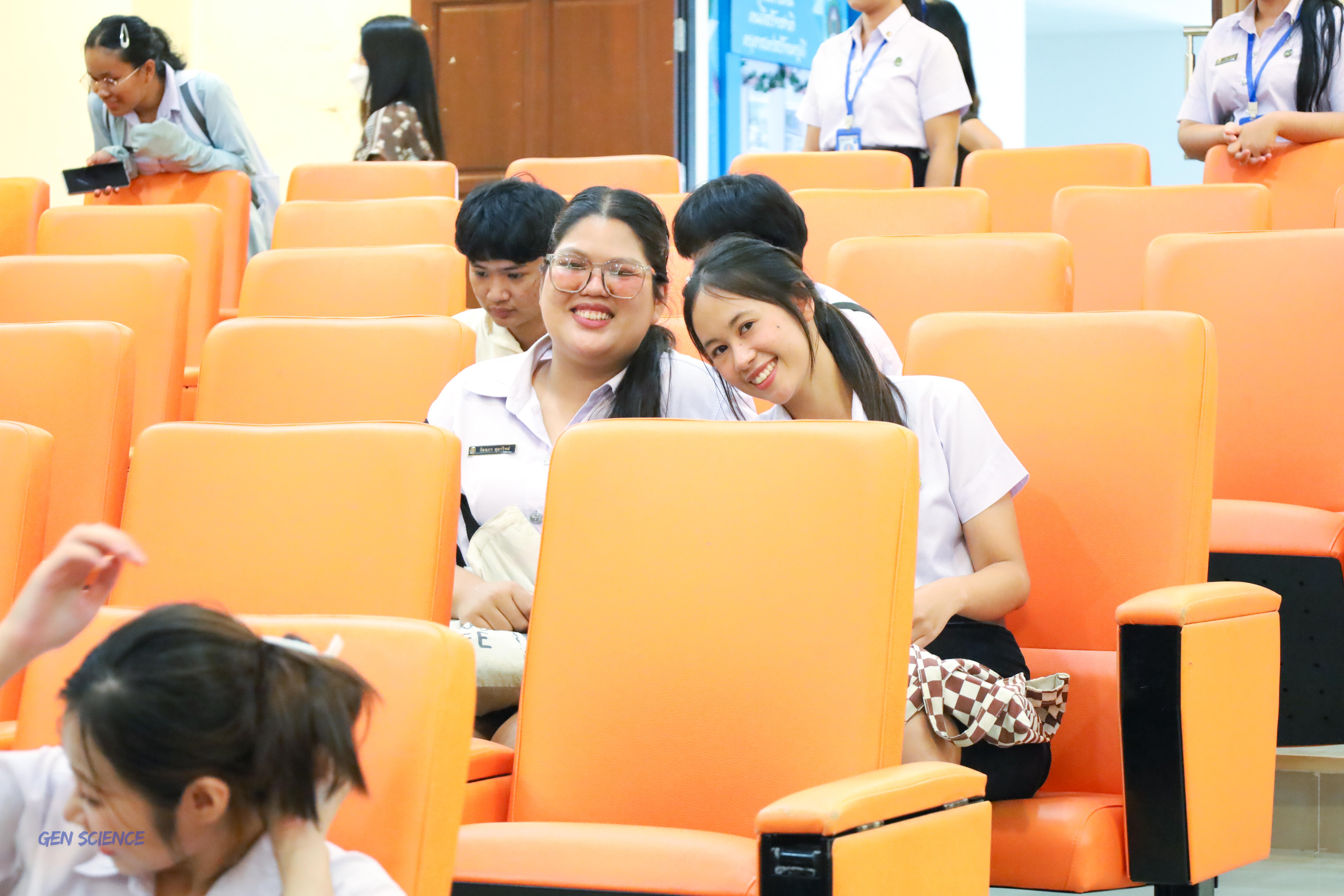11. วันที่ 11 มิถุนายน 2568 โปรแกรมวิชาวิทยาศาสตร์ทั่วไป จัดกิจกรรมปฐมนิเทศนักศึกษาใหม่ปี 1 ณ ห้องครุร่มสัก 2 คณะครุศาสตร์ มหาวิทยาลัยราชภัฏกำแพงเพชร