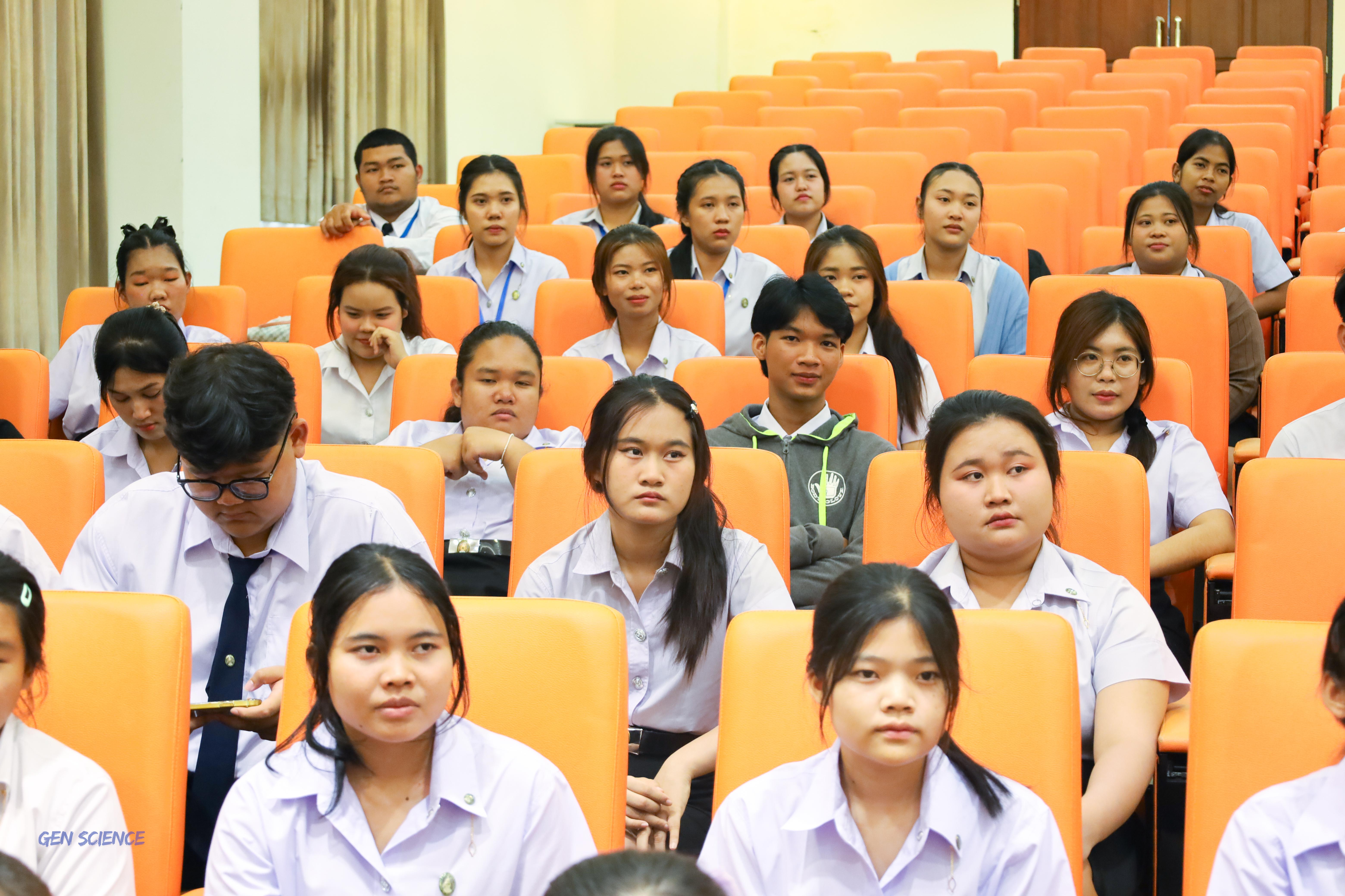 47. วันที่ 11 มิถุนายน 2568 โปรแกรมวิชาวิทยาศาสตร์ทั่วไป จัดกิจกรรมปฐมนิเทศนักศึกษาใหม่ปี 1 ณ ห้องครุร่มสัก 2 คณะครุศาสตร์ มหาวิทยาลัยราชภัฏกำแพงเพชร
