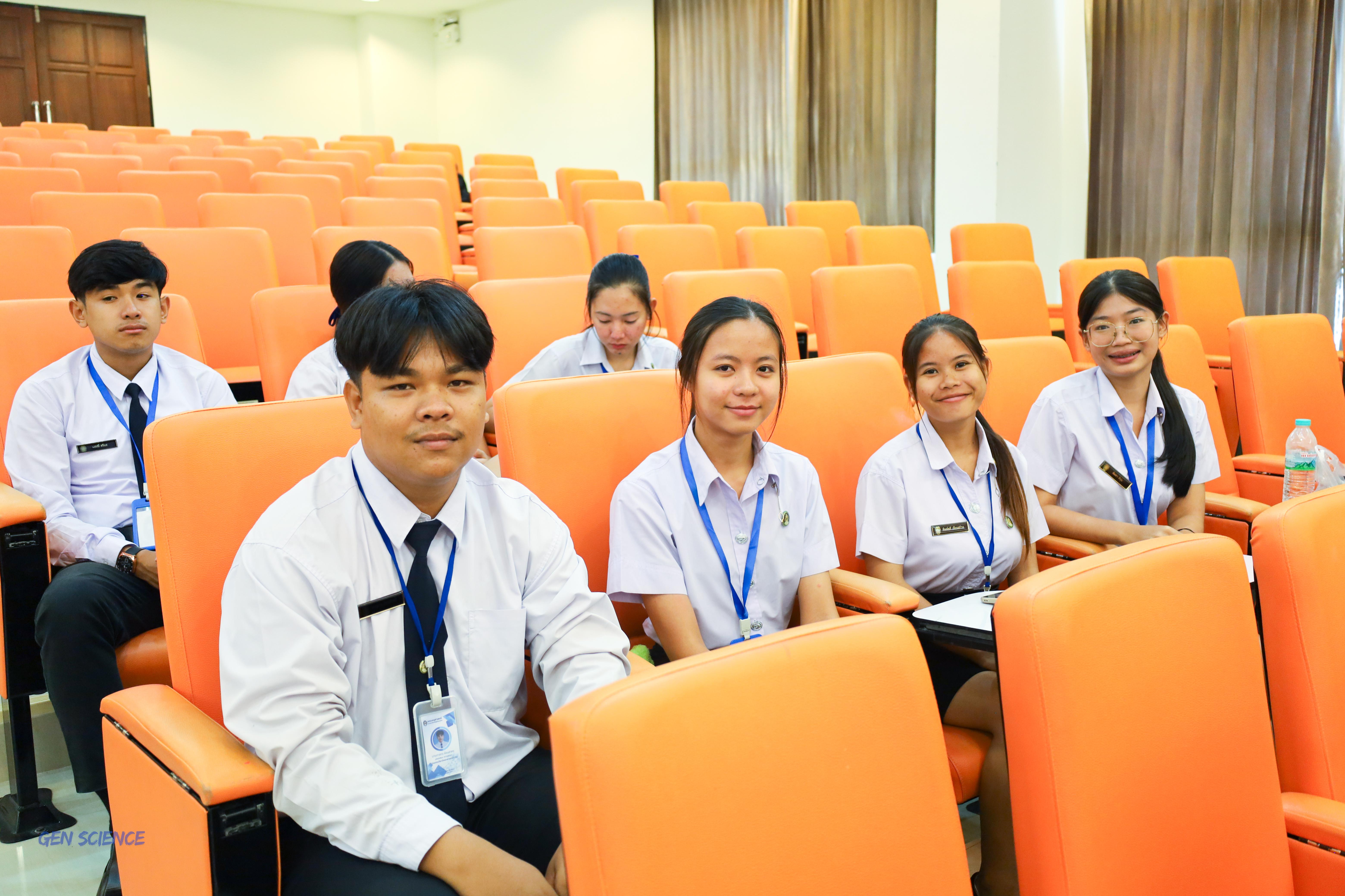 48. วันที่ 11 มิถุนายน 2568 โปรแกรมวิชาวิทยาศาสตร์ทั่วไป จัดกิจกรรมปฐมนิเทศนักศึกษาใหม่ปี 1 ณ ห้องครุร่มสัก 2 คณะครุศาสตร์ มหาวิทยาลัยราชภัฏกำแพงเพชร