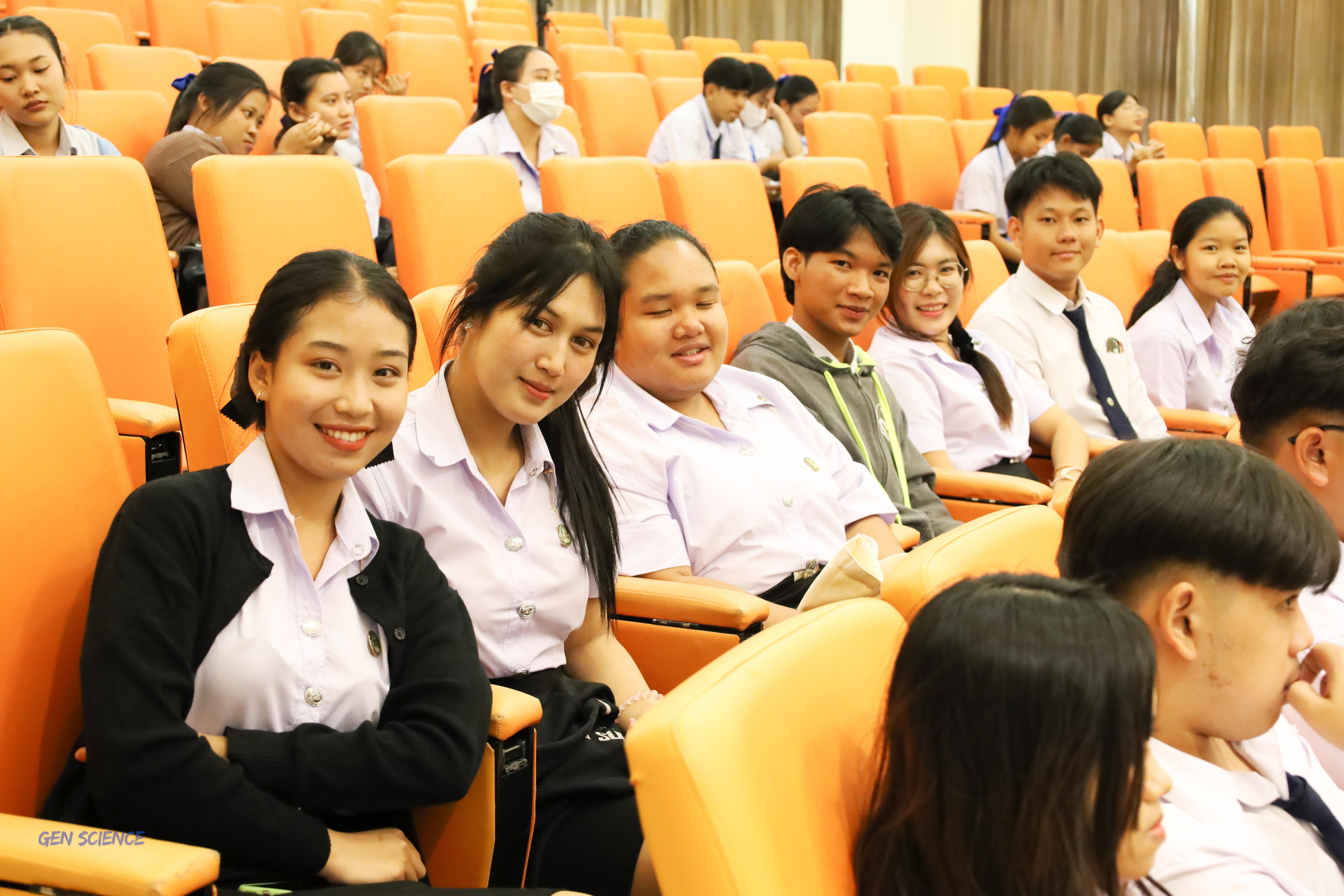 85. วันที่ 11 มิถุนายน 2568 โปรแกรมวิชาวิทยาศาสตร์ทั่วไป จัดกิจกรรมปฐมนิเทศนักศึกษาใหม่ปี 1 ณ ห้องครุร่มสัก 2 คณะครุศาสตร์ มหาวิทยาลัยราชภัฏกำแพงเพชร