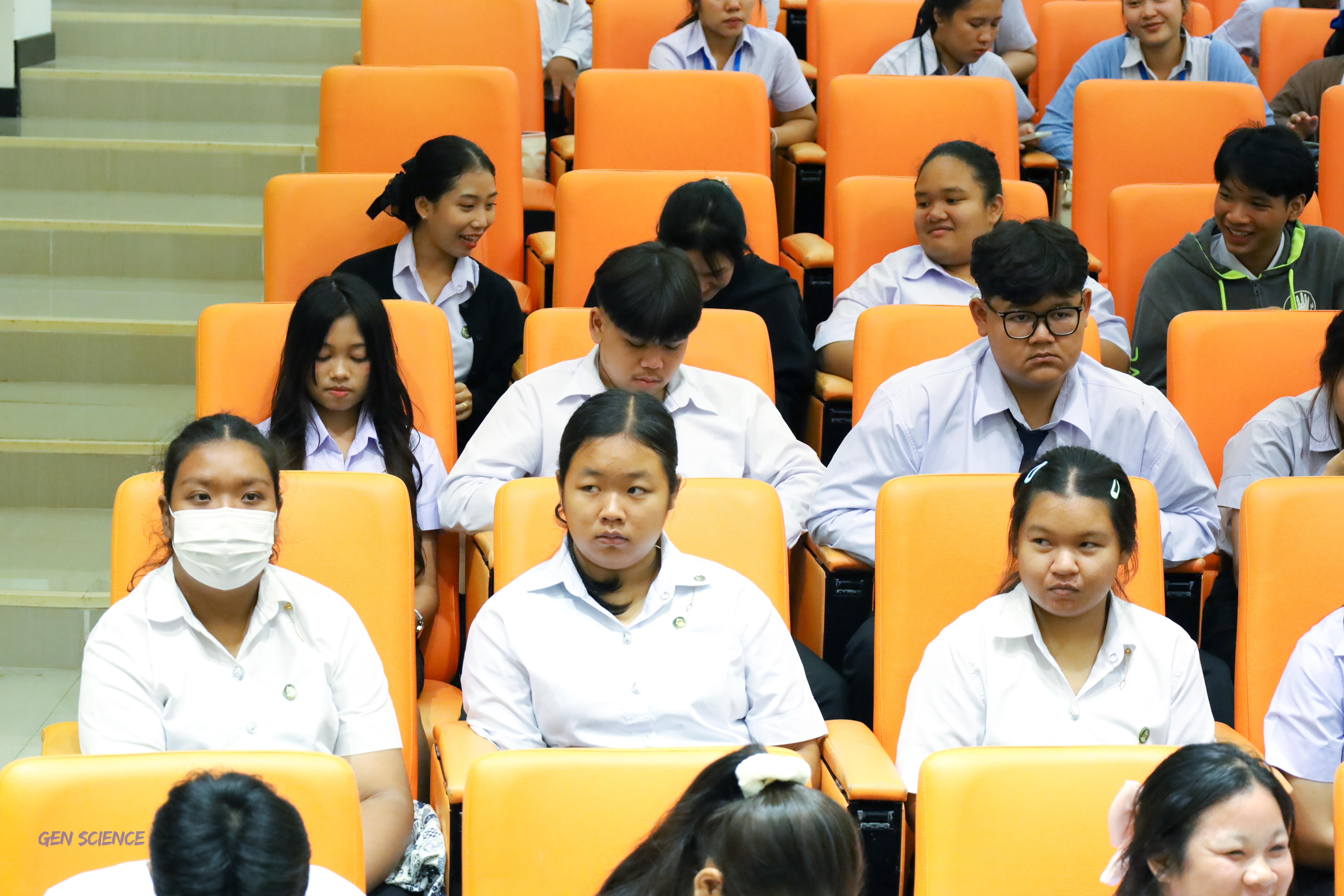 95. วันที่ 11 มิถุนายน 2568 โปรแกรมวิชาวิทยาศาสตร์ทั่วไป จัดกิจกรรมปฐมนิเทศนักศึกษาใหม่ปี 1 ณ ห้องครุร่มสัก 2 คณะครุศาสตร์ มหาวิทยาลัยราชภัฏกำแพงเพชร