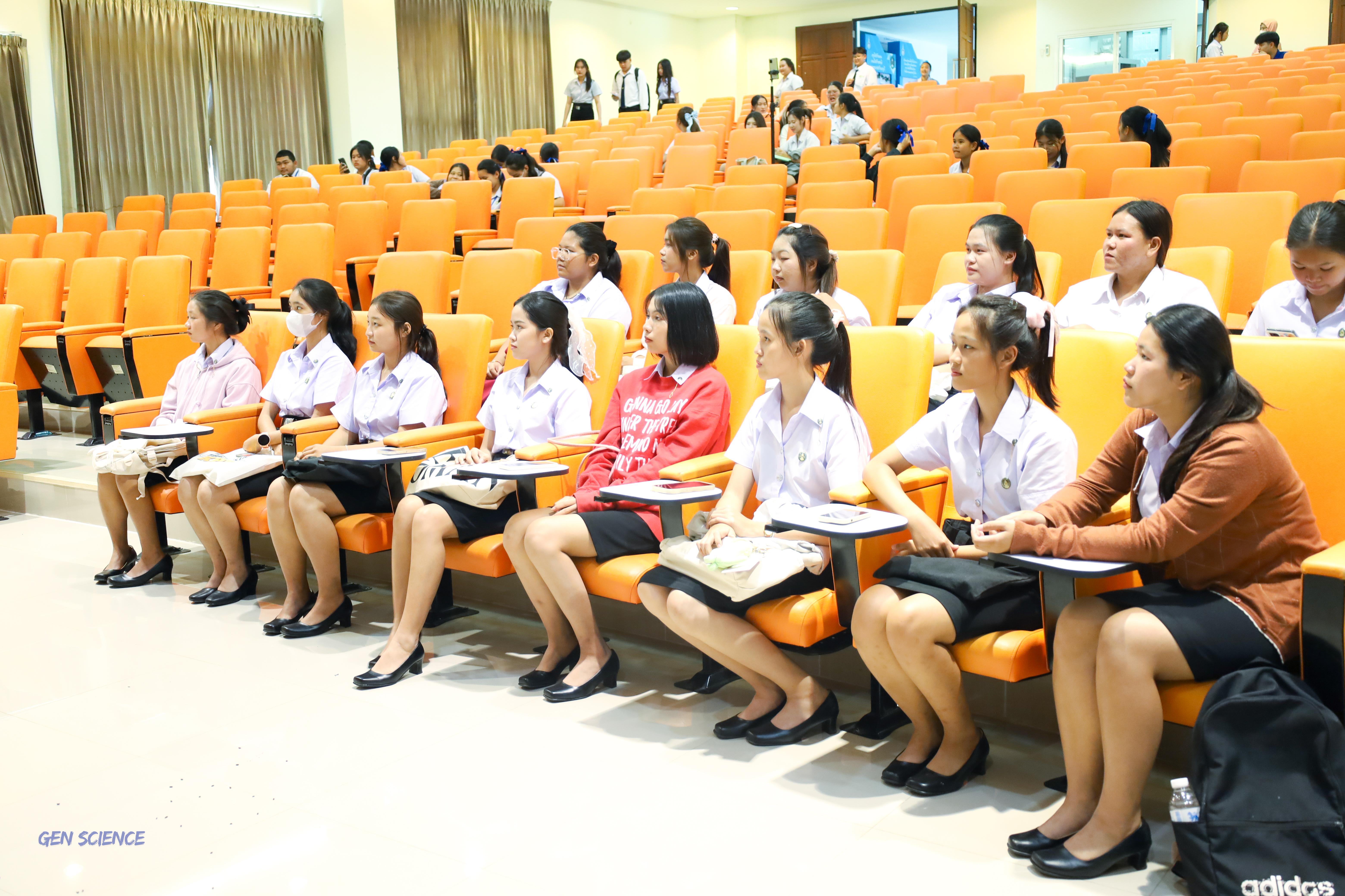 วันที่ 11 มิถุนายน 2568 โปรแกรมวิชาวิทยาศาสตร์ทั่วไป จัดกิจกรรมปฐมนิเทศนักศึกษาใหม่ปี 1 ณ ห้องครุร่มสัก 2 คณะครุศาสตร์ มหาวิทยาลัยราชภัฏกำแพงเพชร