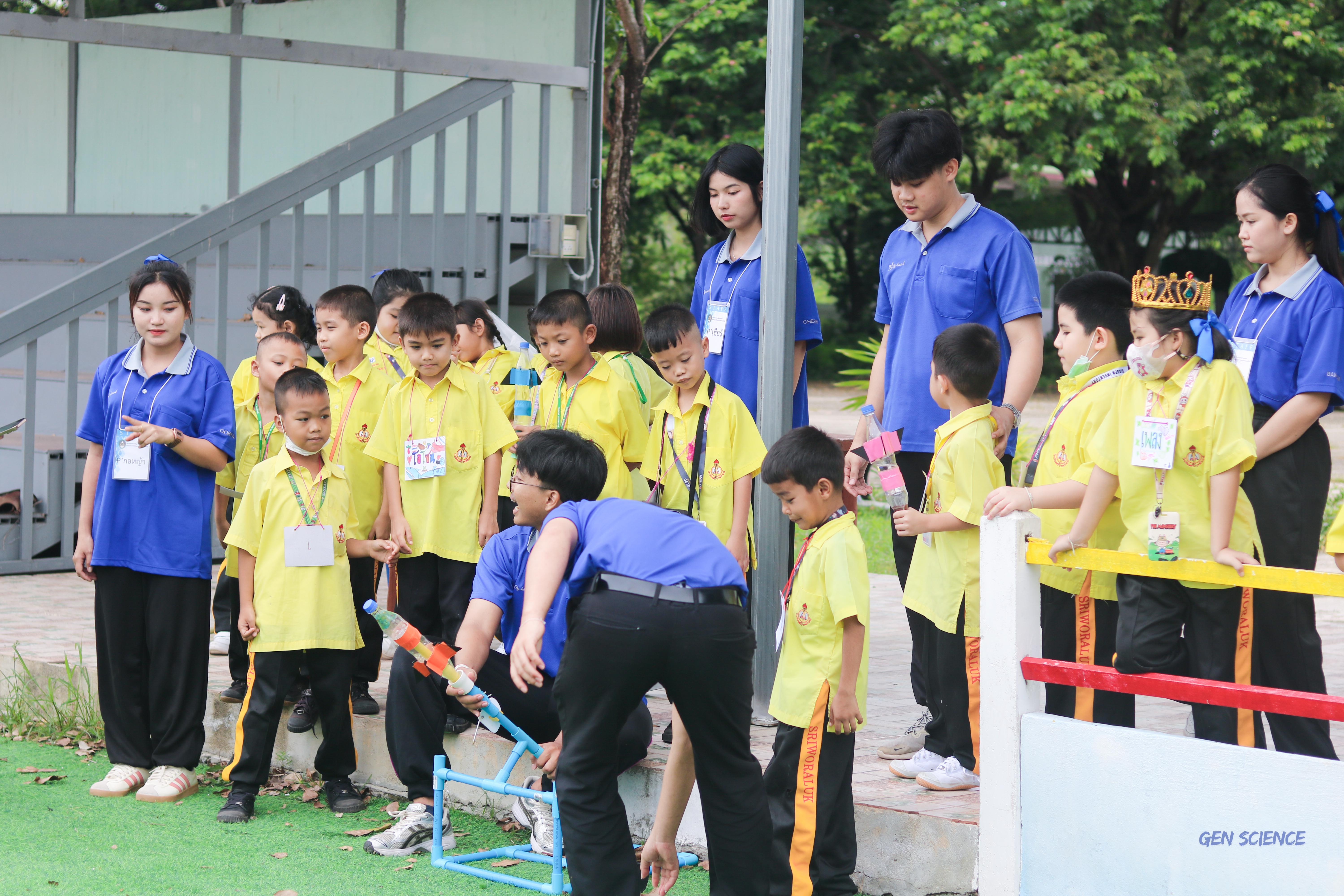 38. วันที่ 26-28 สิงหาคม 2568 โปรแกรมวิชาวิทยาศาสตร์ทั่วไปได้จัดค่ายวิทยาศาสตร์ณโรงเรียนศรีวรลักษณ์อำเภอโปรแกรมวิชาวิทยาศาสตร์ทั่วไปได้จัดค่ายวิทยาศาสตร์ ณ โรงเรียนศรีวรลักษณ์ อำเภอ  ขาณุวรลักษบุรี จังหวัดกำแพงเพชร
