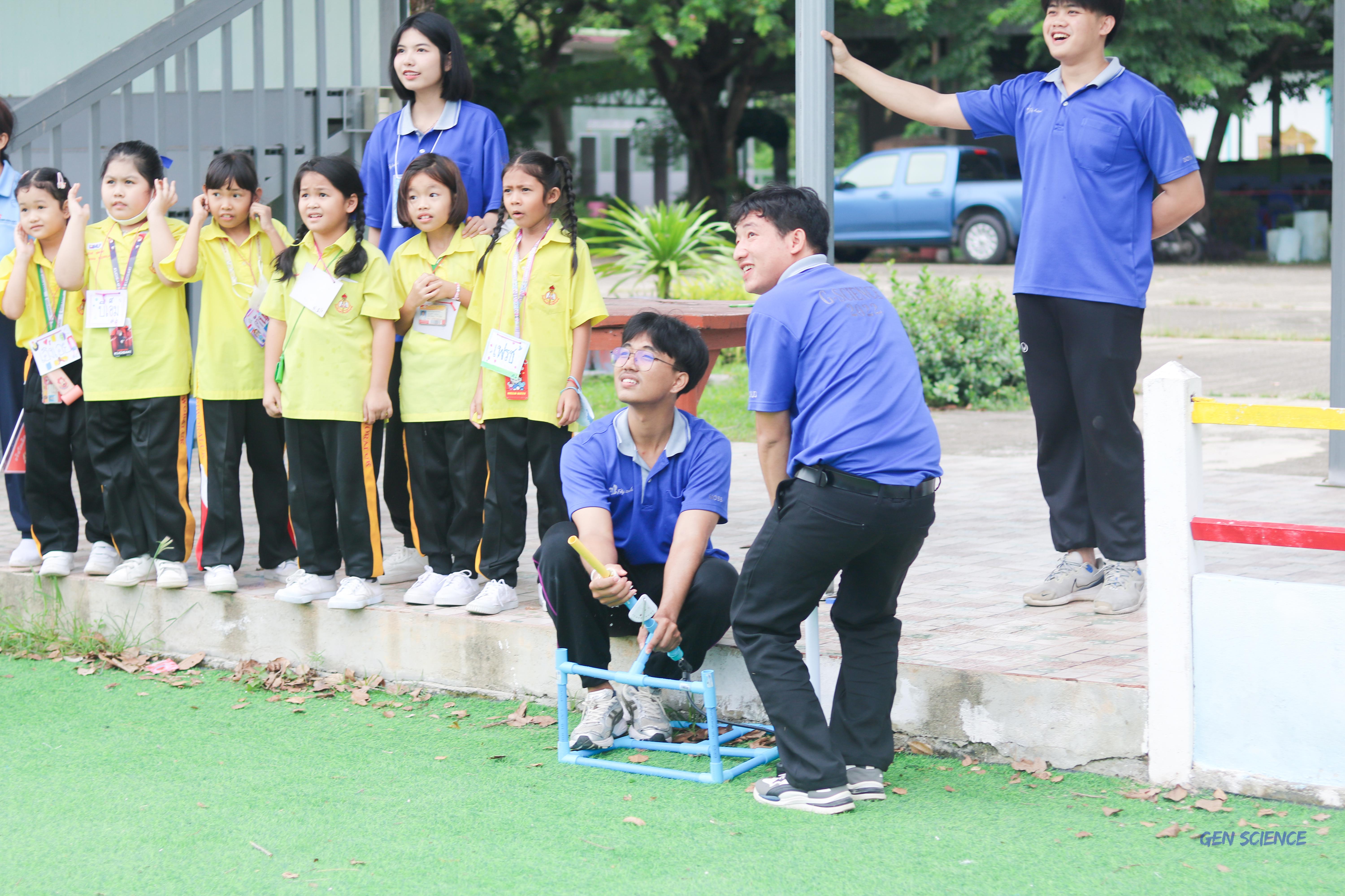 40. วันที่ 26-28 สิงหาคม 2568 โปรแกรมวิชาวิทยาศาสตร์ทั่วไปได้จัดค่ายวิทยาศาสตร์ณโรงเรียนศรีวรลักษณ์อำเภอโปรแกรมวิชาวิทยาศาสตร์ทั่วไปได้จัดค่ายวิทยาศาสตร์ ณ โรงเรียนศรีวรลักษณ์ อำเภอ  ขาณุวรลักษบุรี จังหวัดกำแพงเพชร