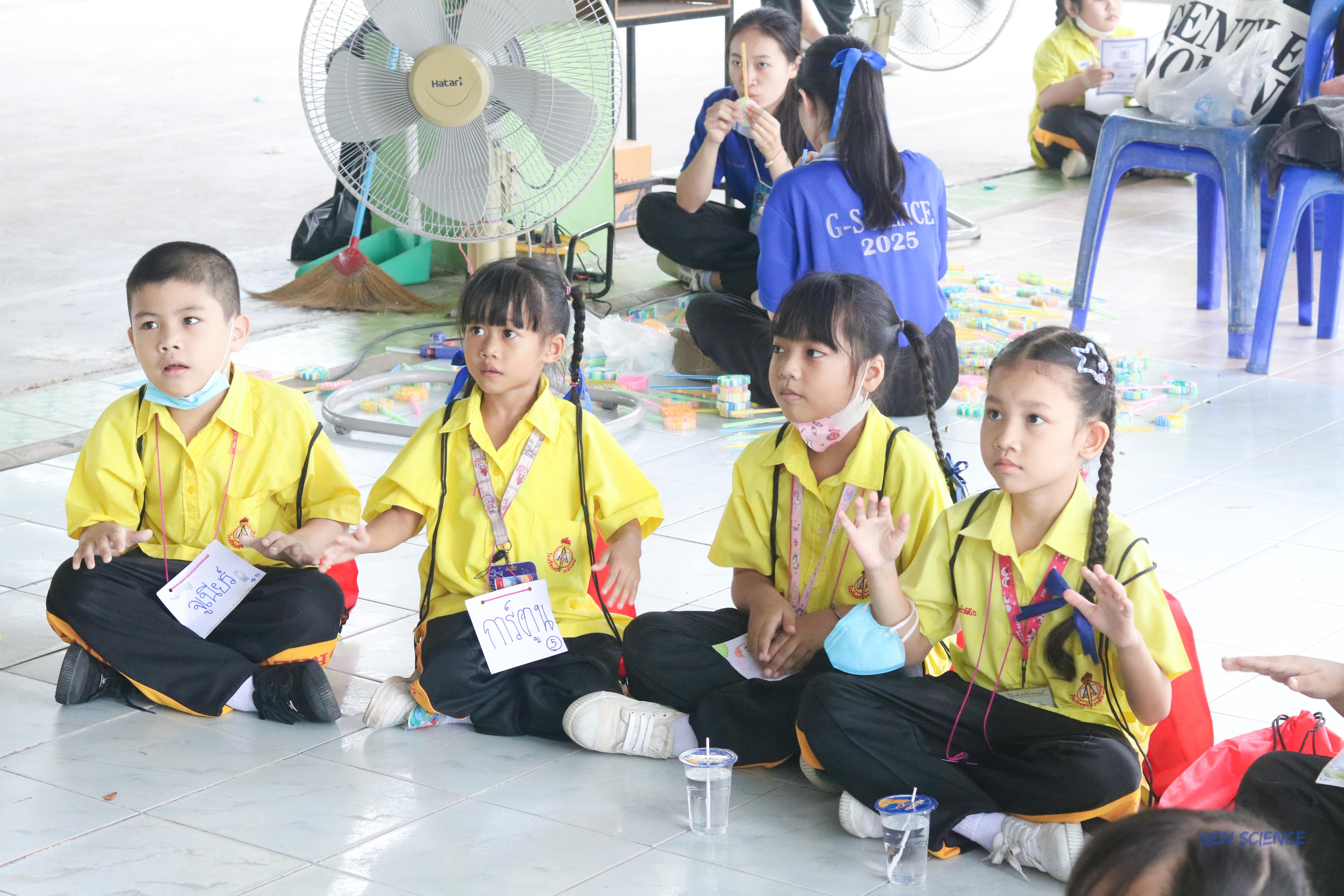 44. วันที่ 26-28 สิงหาคม 2568 โปรแกรมวิชาวิทยาศาสตร์ทั่วไปได้จัดค่ายวิทยาศาสตร์ณโรงเรียนศรีวรลักษณ์อำเภอโปรแกรมวิชาวิทยาศาสตร์ทั่วไปได้จัดค่ายวิทยาศาสตร์ ณ โรงเรียนศรีวรลักษณ์ อำเภอ  ขาณุวรลักษบุรี จังหวัดกำแพงเพชร